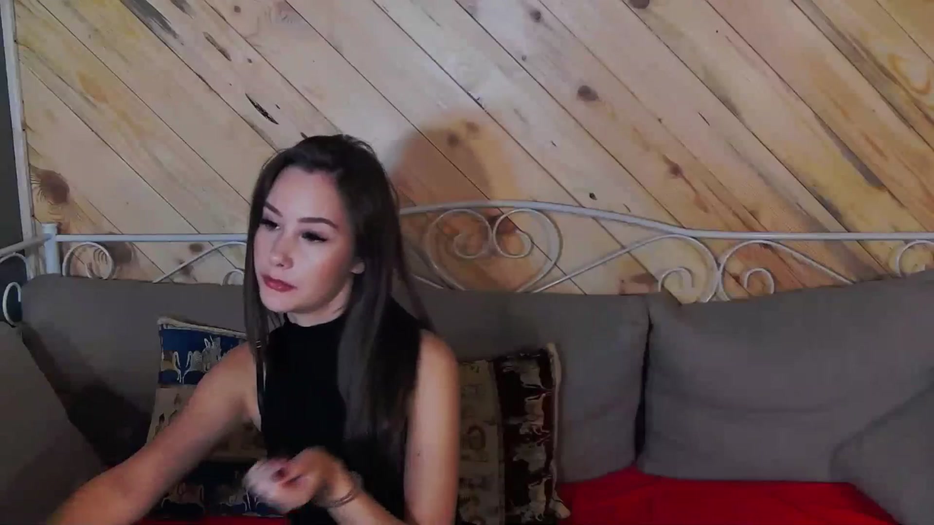 Gallery image thumbnail from Radiance's myfreecams stream on, 10/17/2023, 17:13 image 5 of 20