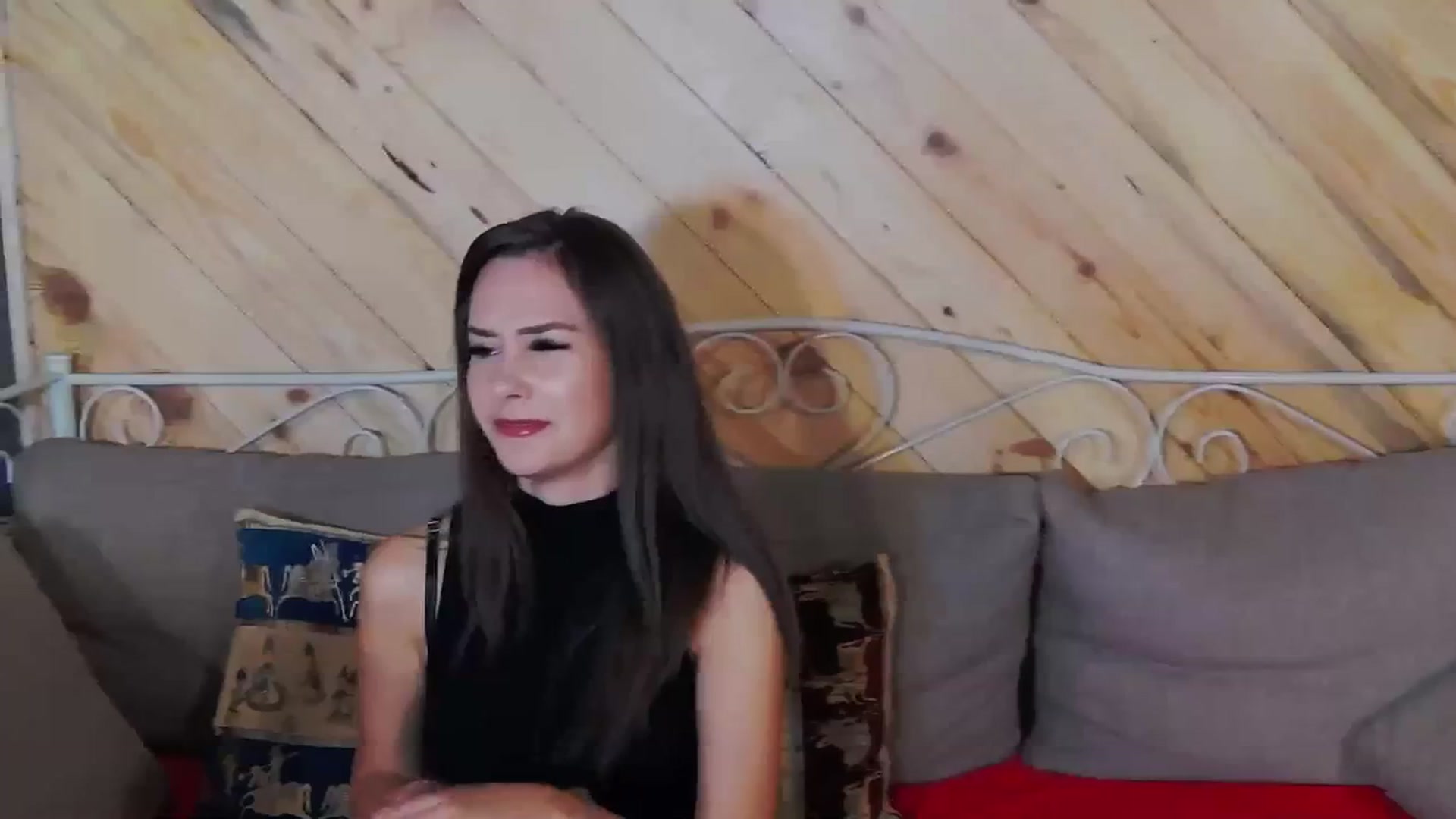 Gallery image thumbnail from Radiance's myfreecams stream on, 10/17/2023, 17:13 image 9 of 20