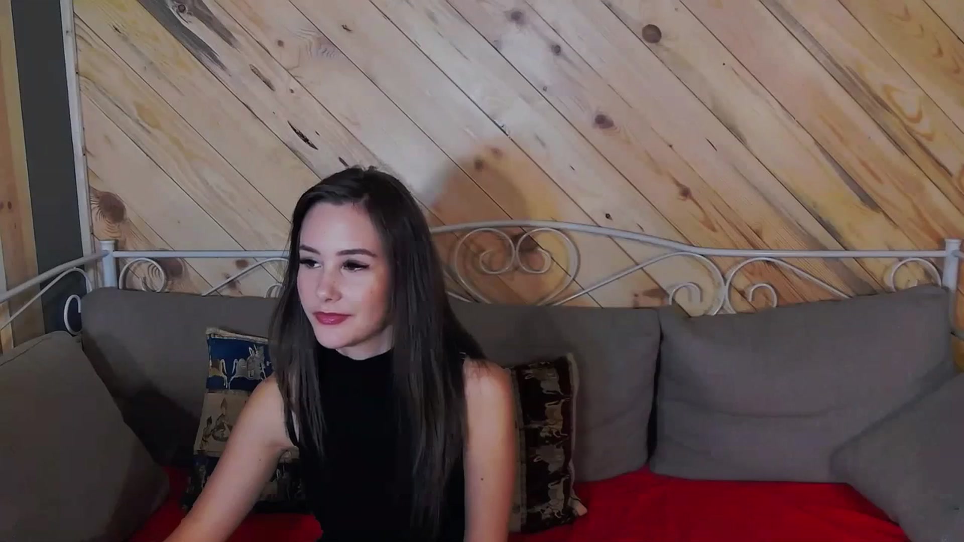 Gallery image thumbnail from Radiance's myfreecams stream on, 10/17/2023, 17:13 image 10 of 20