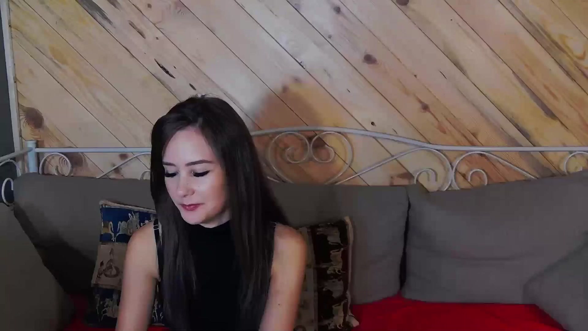 Gallery image thumbnail from Radiance's myfreecams stream on, 10/17/2023, 17:13 image 8 of 20