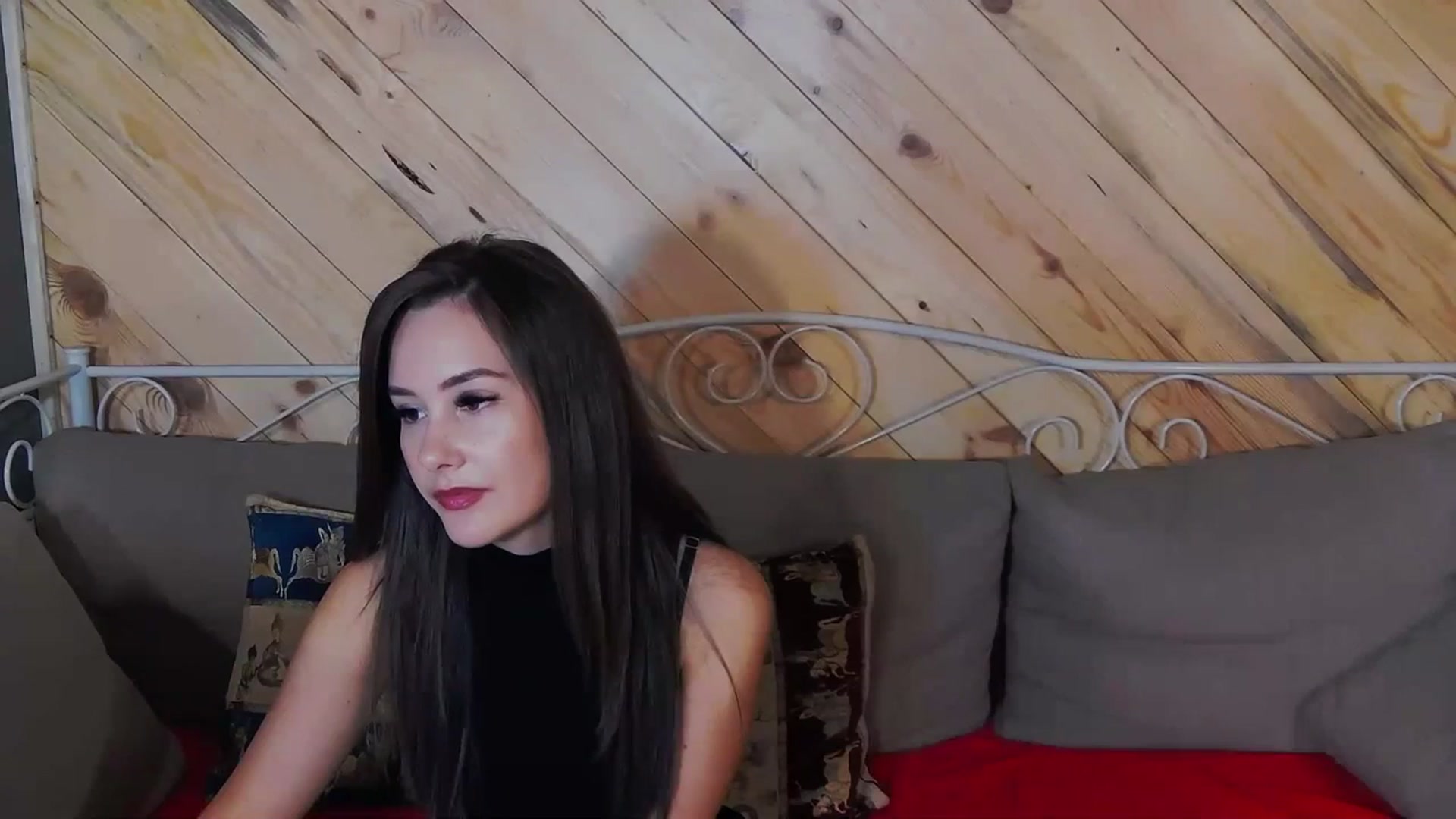 Gallery image thumbnail from Radiance's myfreecams stream on, 10/17/2023, 17:13 image 7 of 20
