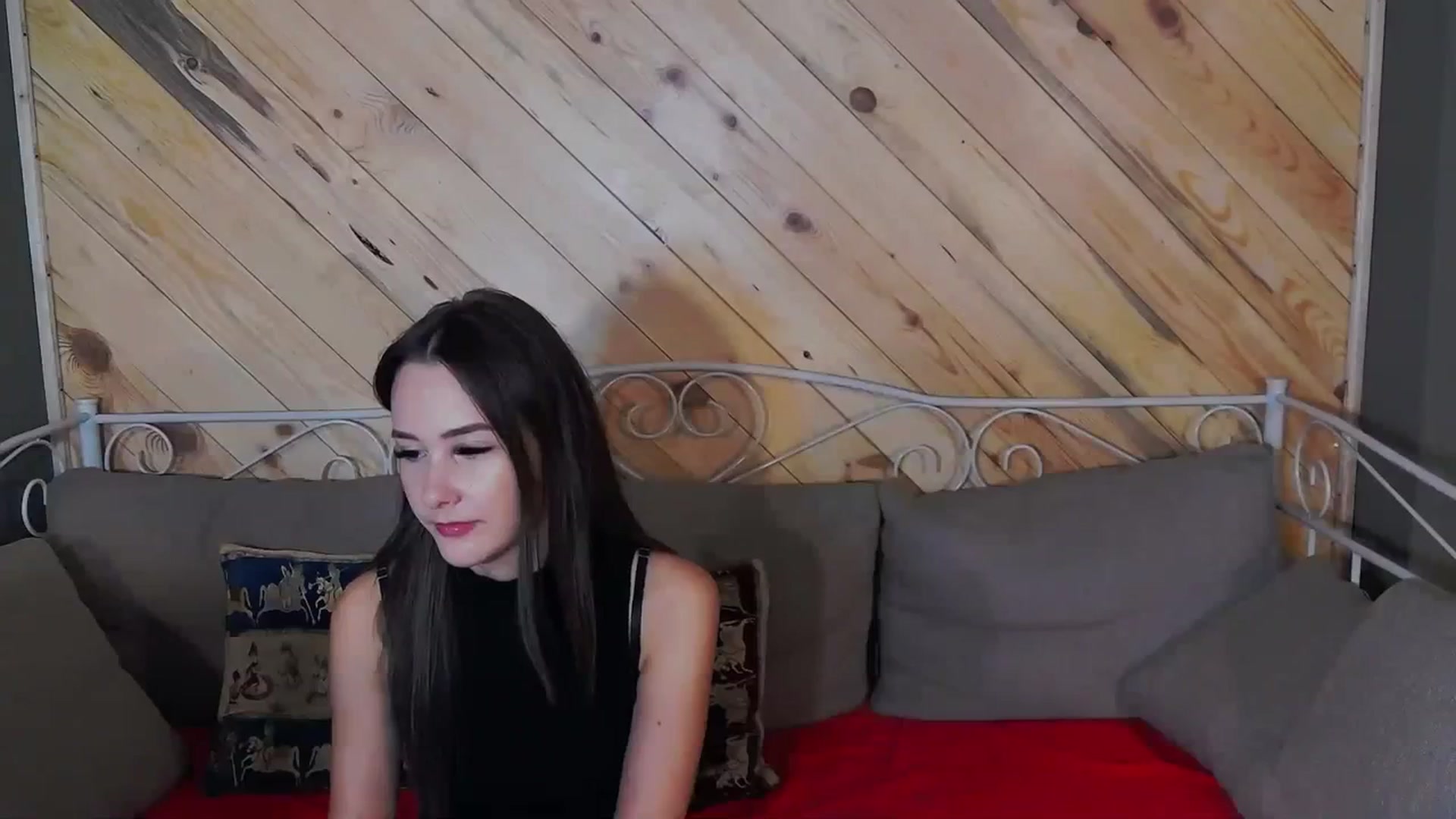 Gallery image thumbnail from Radiance's myfreecams stream on, 10/17/2023, 19:55 image 2 of 20