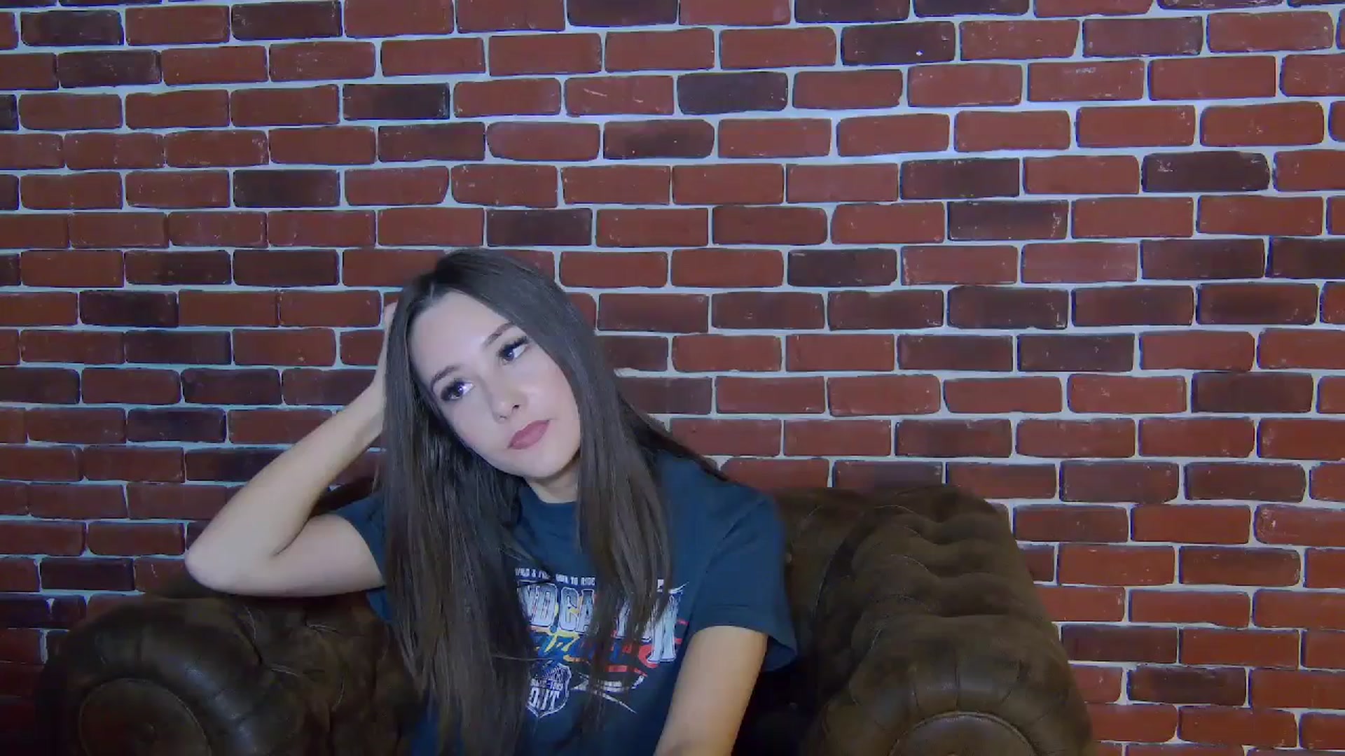 Gallery image thumbnail from Radiance's myfreecams stream on, 10/21/2023, 15:28 image 18 of 20