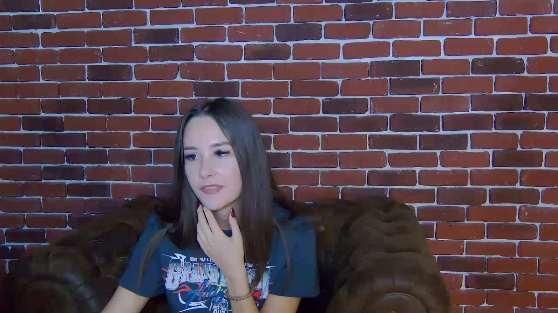 Gallery image thumbnail from Radiance's myfreecams stream on, 10/21/2023, 18:34 image 17 of 20