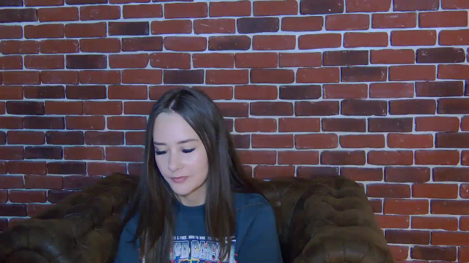Gallery image thumbnail from Radiance's myfreecams stream on, 10/21/2023, 19:51 image 7 of 20
