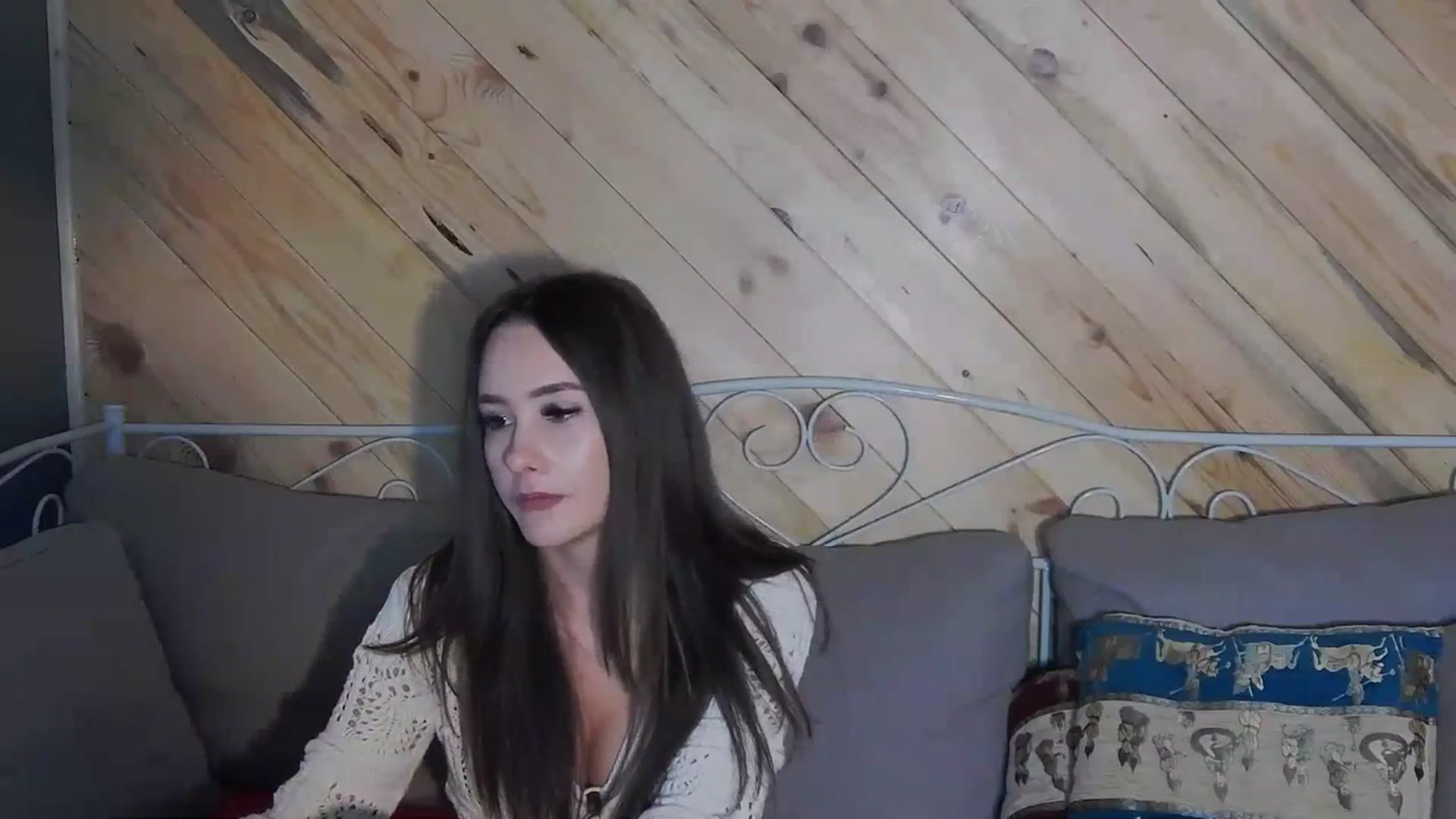 Gallery image thumbnail from Radiance's myfreecams stream on, 10/23/2023, 13:36 image 12 of 20