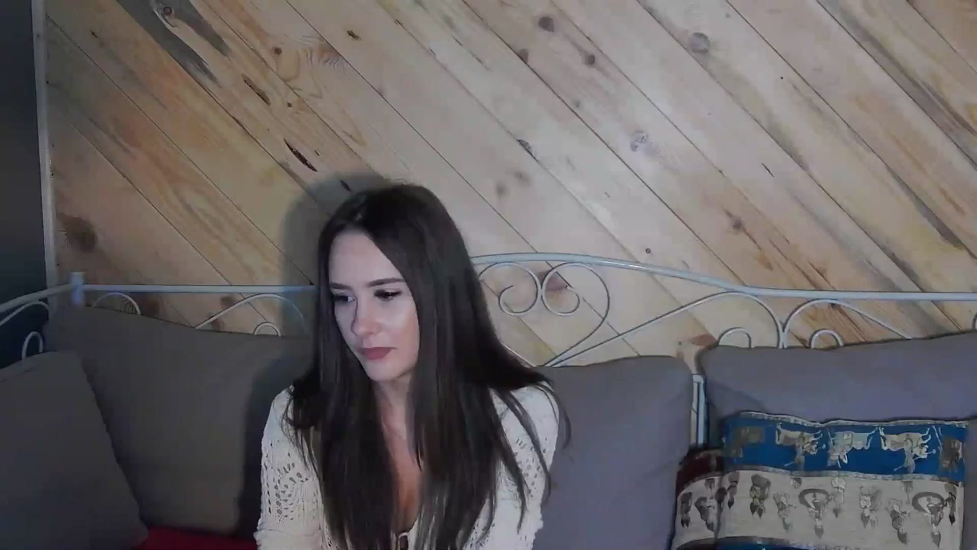Gallery image thumbnail from Radiance's myfreecams stream on, 10/23/2023, 13:36 image 11 of 20