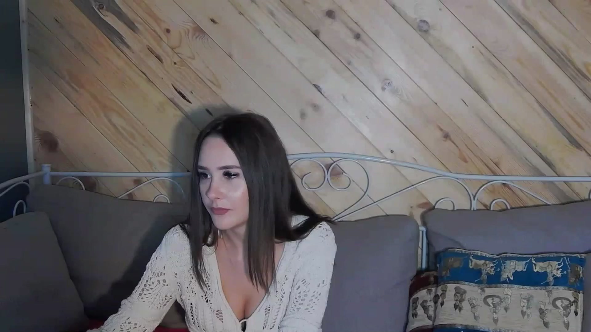Gallery image thumbnail from Radiance's myfreecams stream on, 10/23/2023, 13:36 image 18 of 20