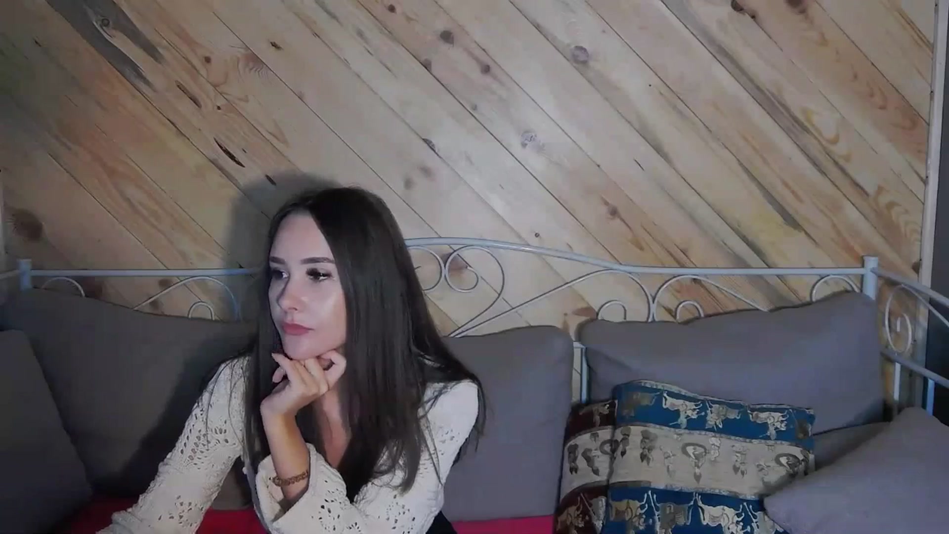 Gallery image thumbnail from Radiance's myfreecams stream on, 10/23/2023, 16:56 image 7 of 20