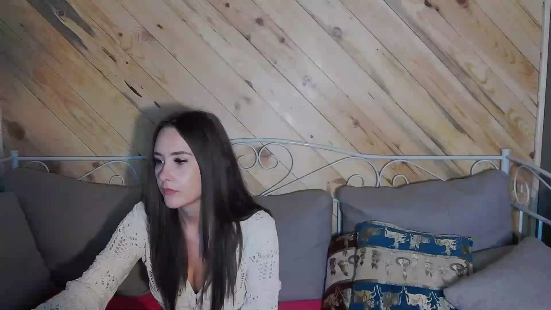 Gallery image thumbnail from Radiance's myfreecams stream on, 10/23/2023, 16:56 image 3 of 20