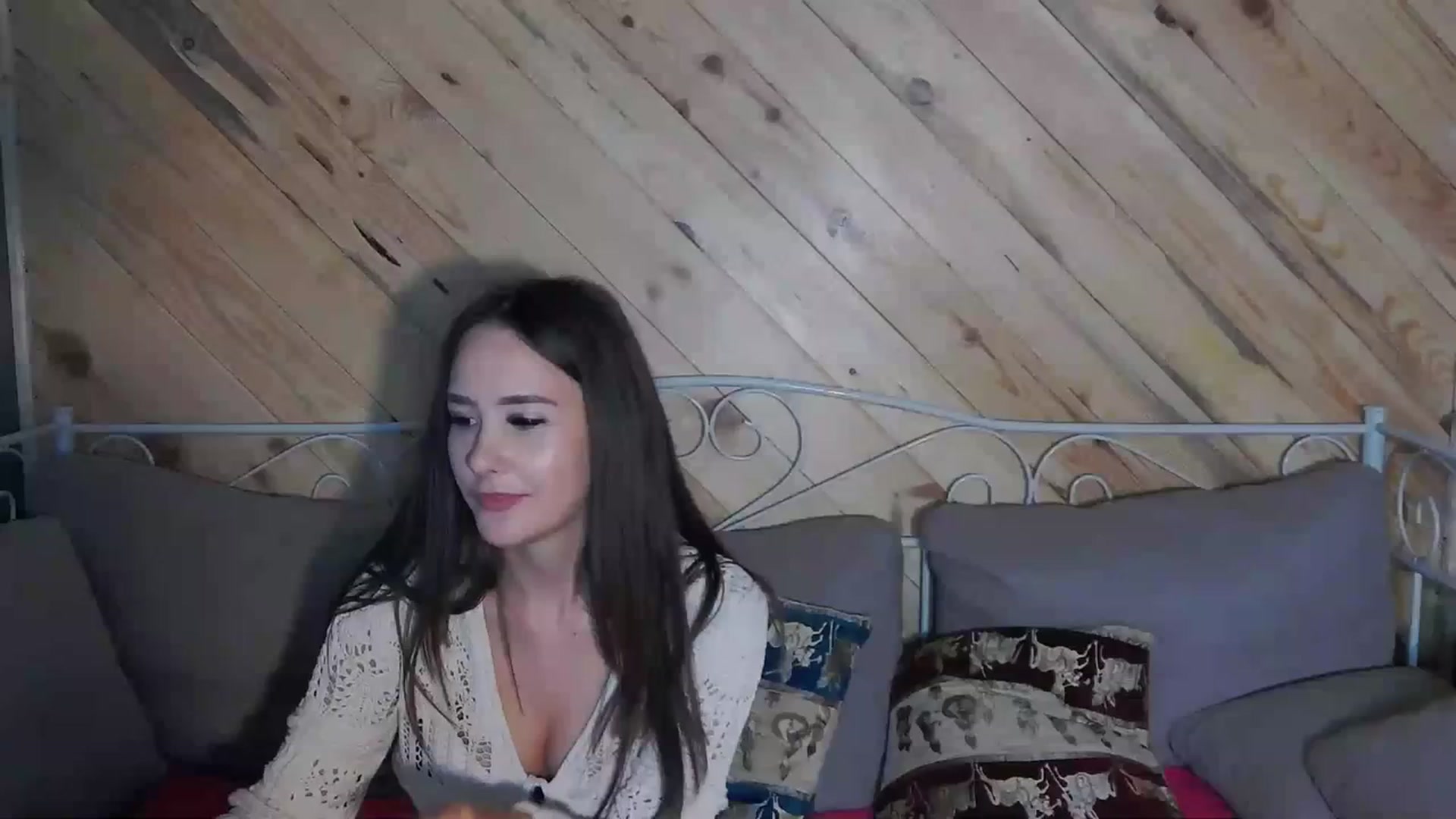 Gallery image thumbnail from Radiance's myfreecams stream on, 10/23/2023, 19:20 image 1 of 20
