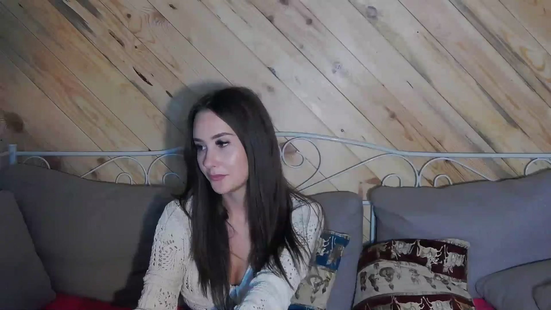 Gallery image thumbnail from Radiance's myfreecams stream on, 10/23/2023, 19:20 image 8 of 20