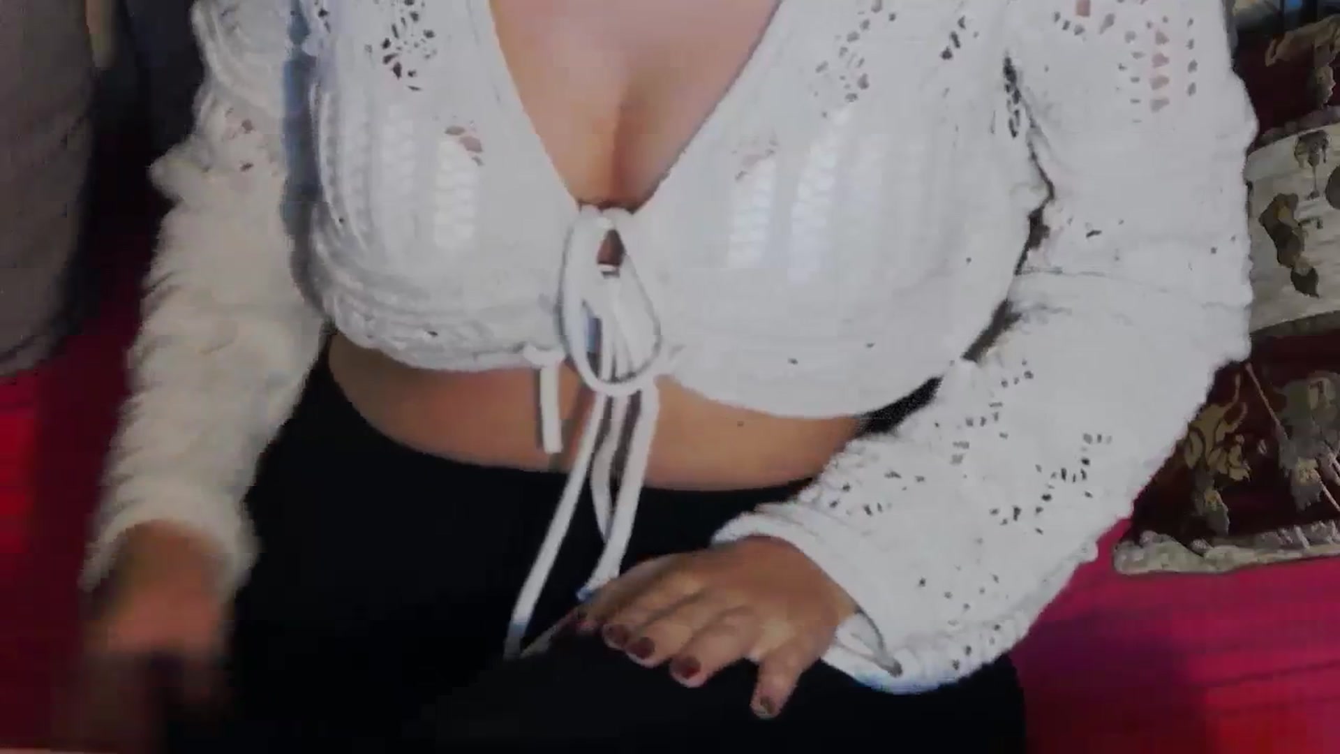 Gallery image thumbnail from Radiance's myfreecams stream on, 10/23/2023, 19:20 image 7 of 20