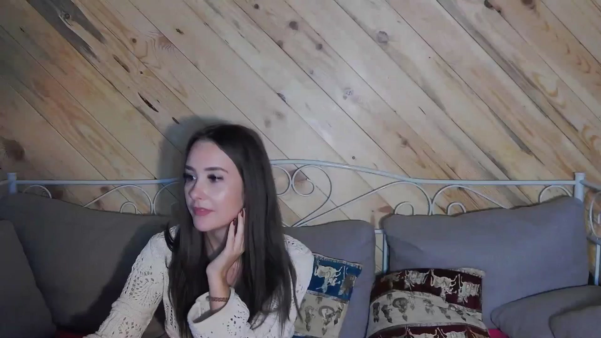 Gallery image thumbnail from Radiance's myfreecams stream on, 10/23/2023, 19:20 image 5 of 20