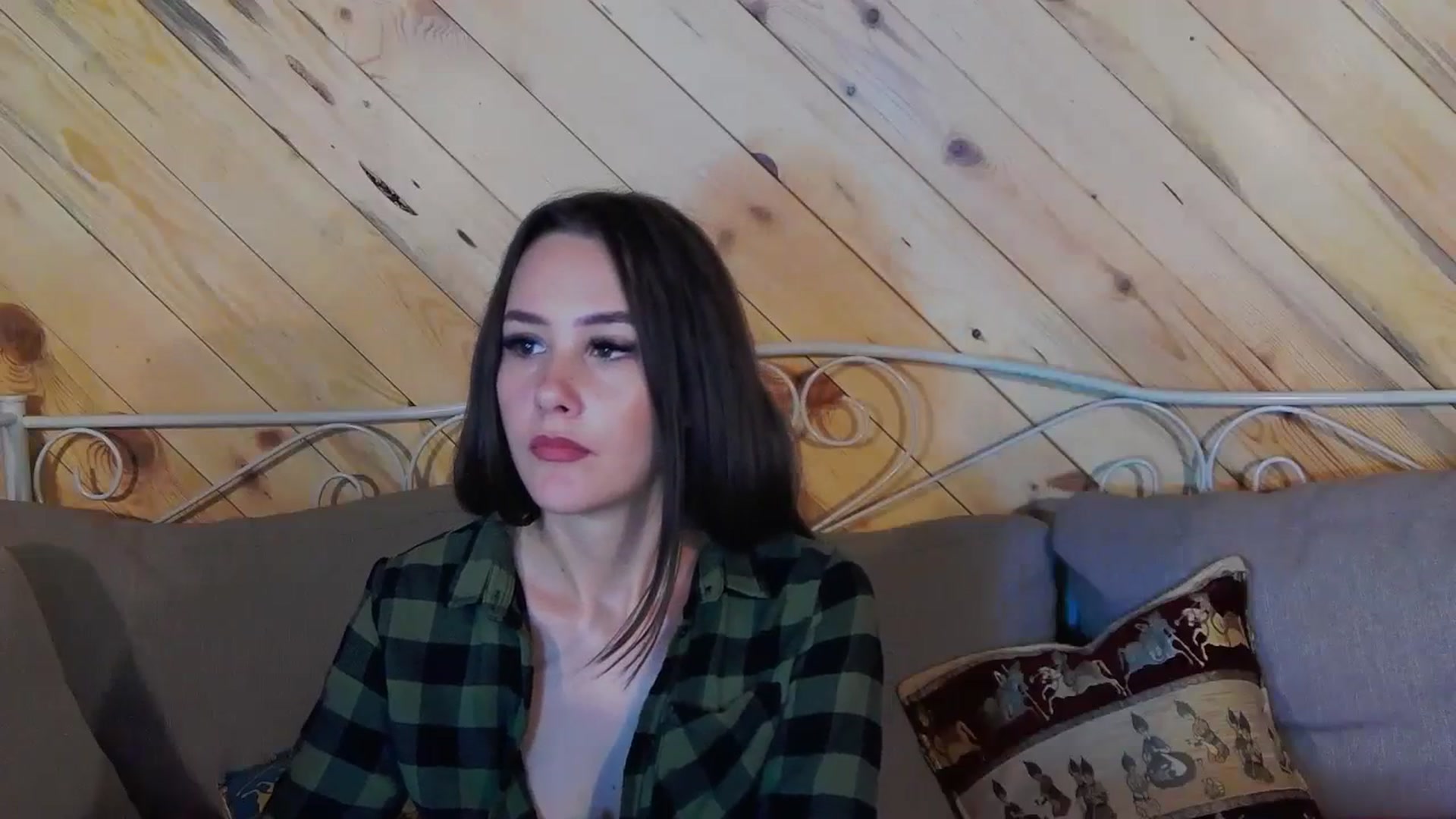 Gallery image thumbnail from Radiance's myfreecams stream on, 10/25/2023, 17:33 image 11 of 20