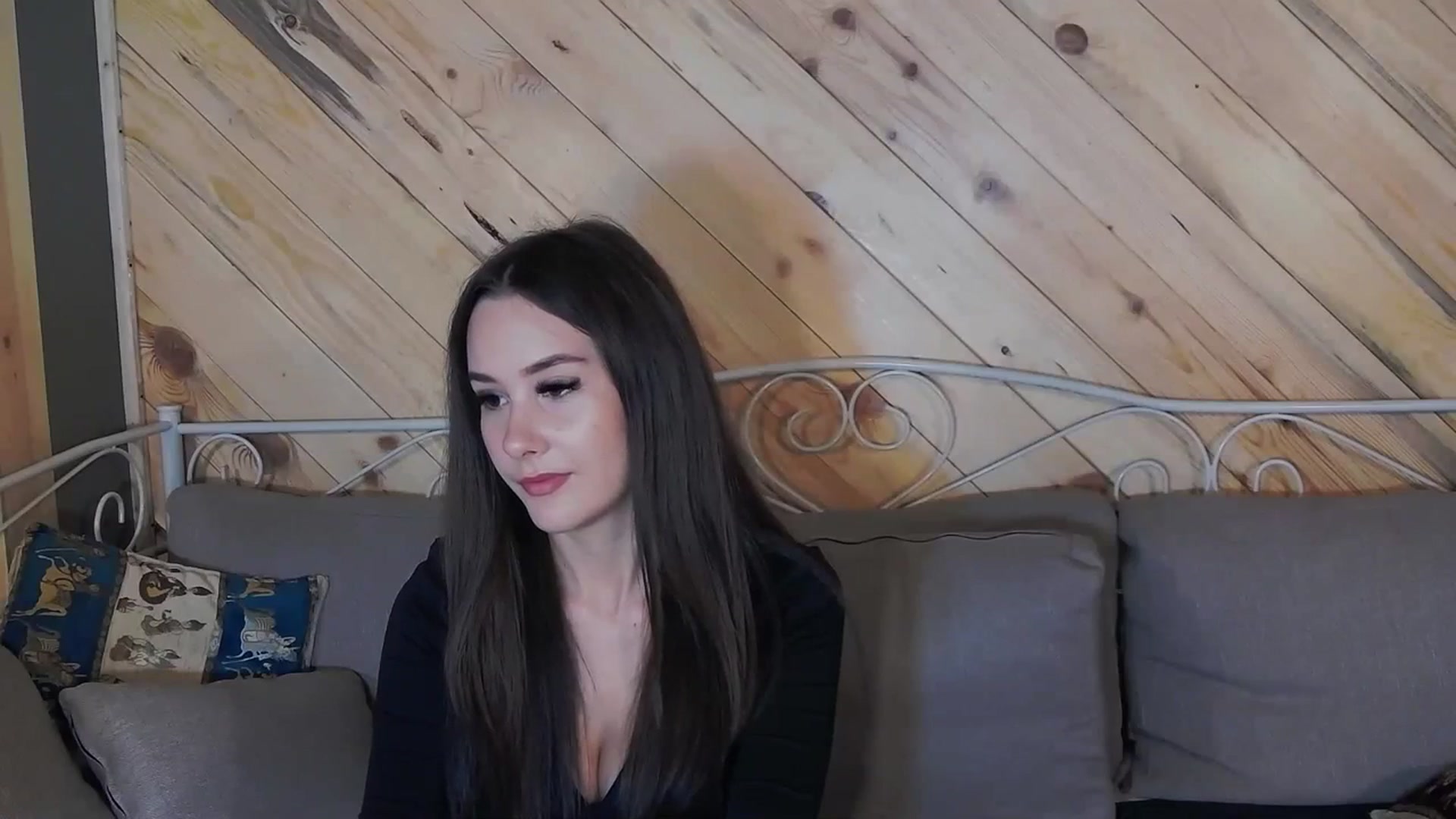 Gallery image thumbnail from Radiance's myfreecams stream on, 10/27/2023, 14:08 image 7 of 20