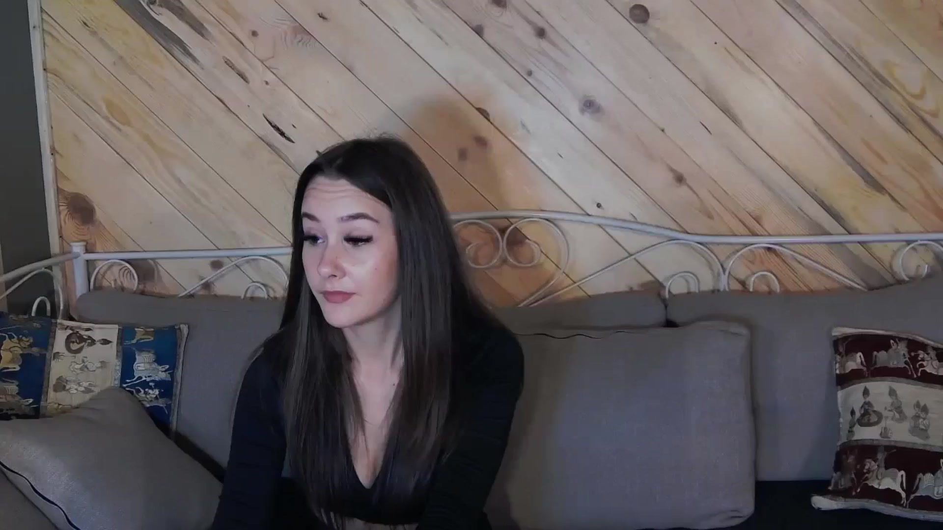 Gallery image thumbnail from Radiance's myfreecams stream on, 10/27/2023, 18:28 image 8 of 20