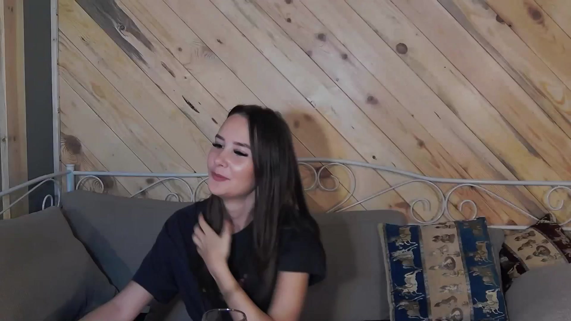 Gallery image thumbnail from Radiance's myfreecams stream on, 10/28/2023, 14:44 image 20 of 20