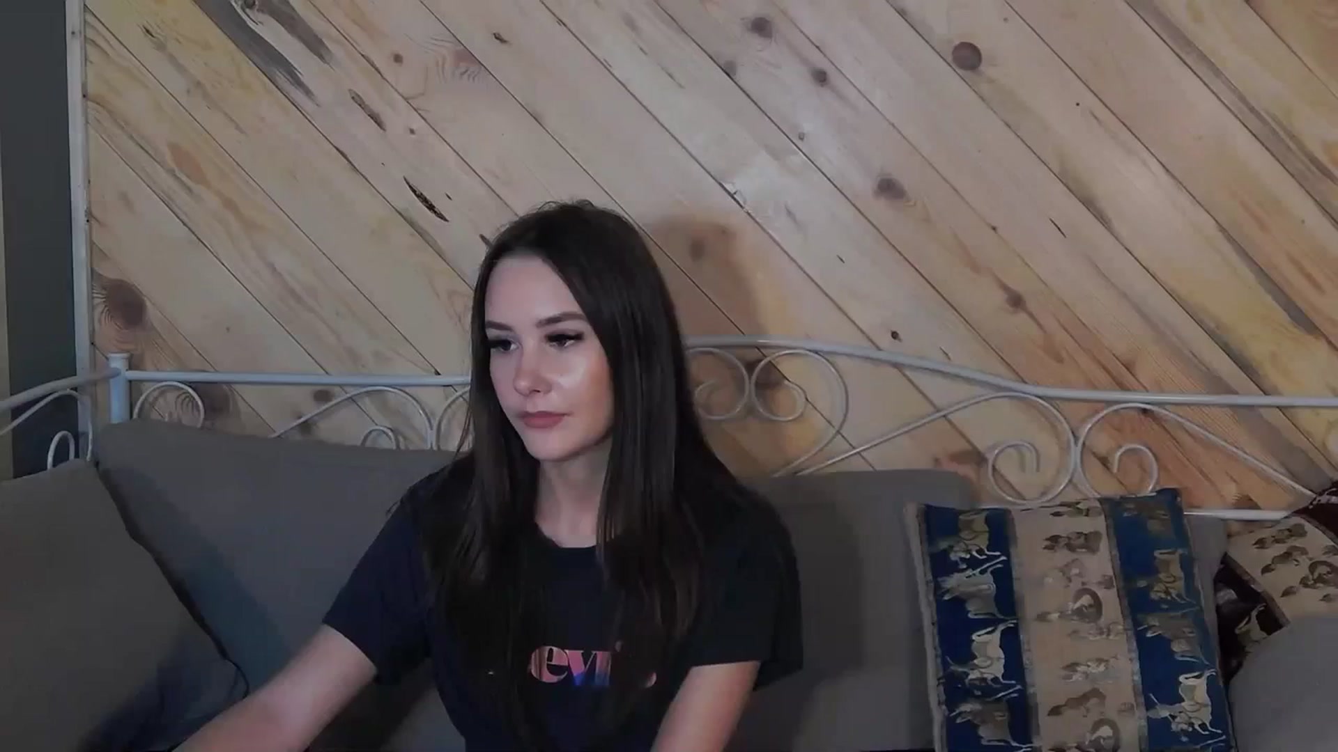 Gallery image thumbnail from Radiance's myfreecams stream on, 10/28/2023, 14:44 image 1 of 20