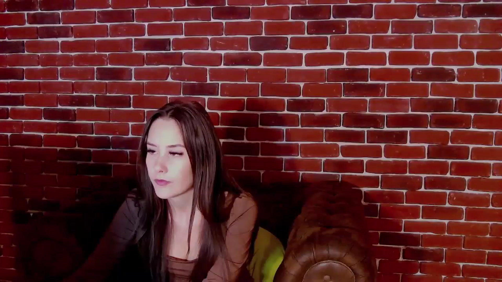 Gallery image thumbnail from Radiance's myfreecams stream on, 10/29/2023, 16:23 image 10 of 20