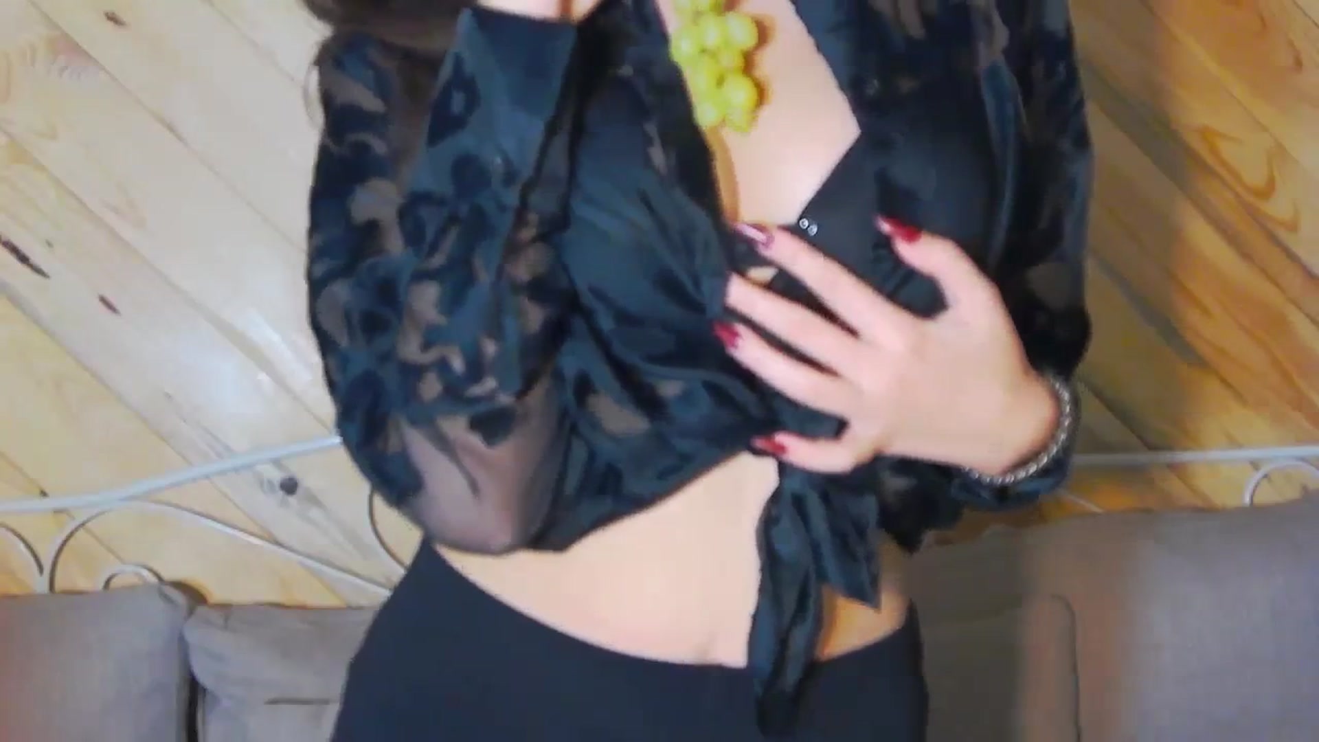 Gallery image thumbnail from Radiance's myfreecams stream on, 11/07/2023, 15:37 image 13 of 20