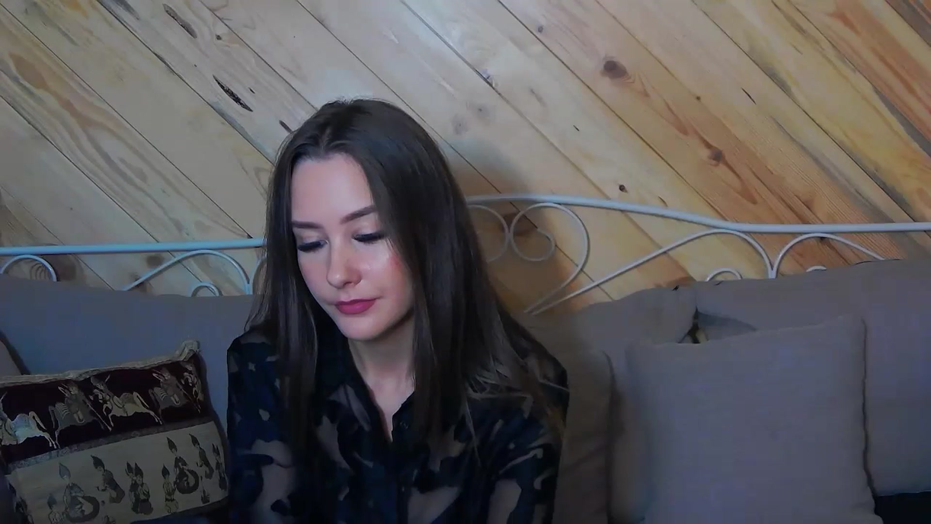 Gallery image thumbnail from Radiance's myfreecams stream on, 11/07/2023, 17:43 image 2 of 20