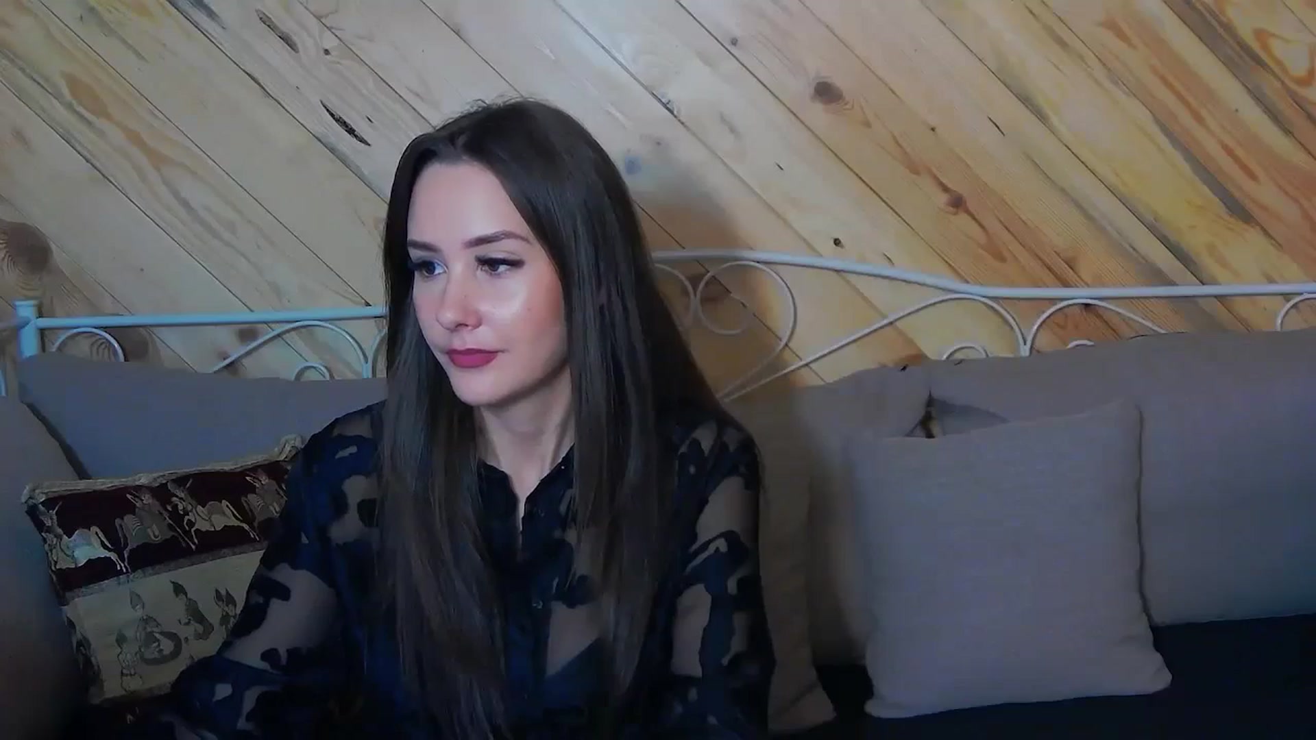 Gallery image thumbnail from Radiance's myfreecams stream on, 11/07/2023, 19:34 image 13 of 20