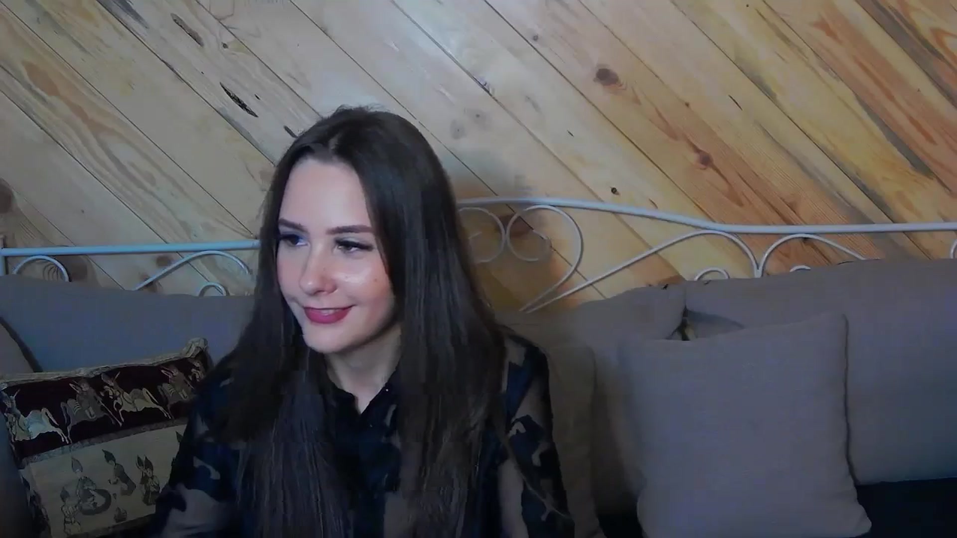 Gallery image thumbnail from Radiance's myfreecams stream on, 11/07/2023, 19:34 image 19 of 20