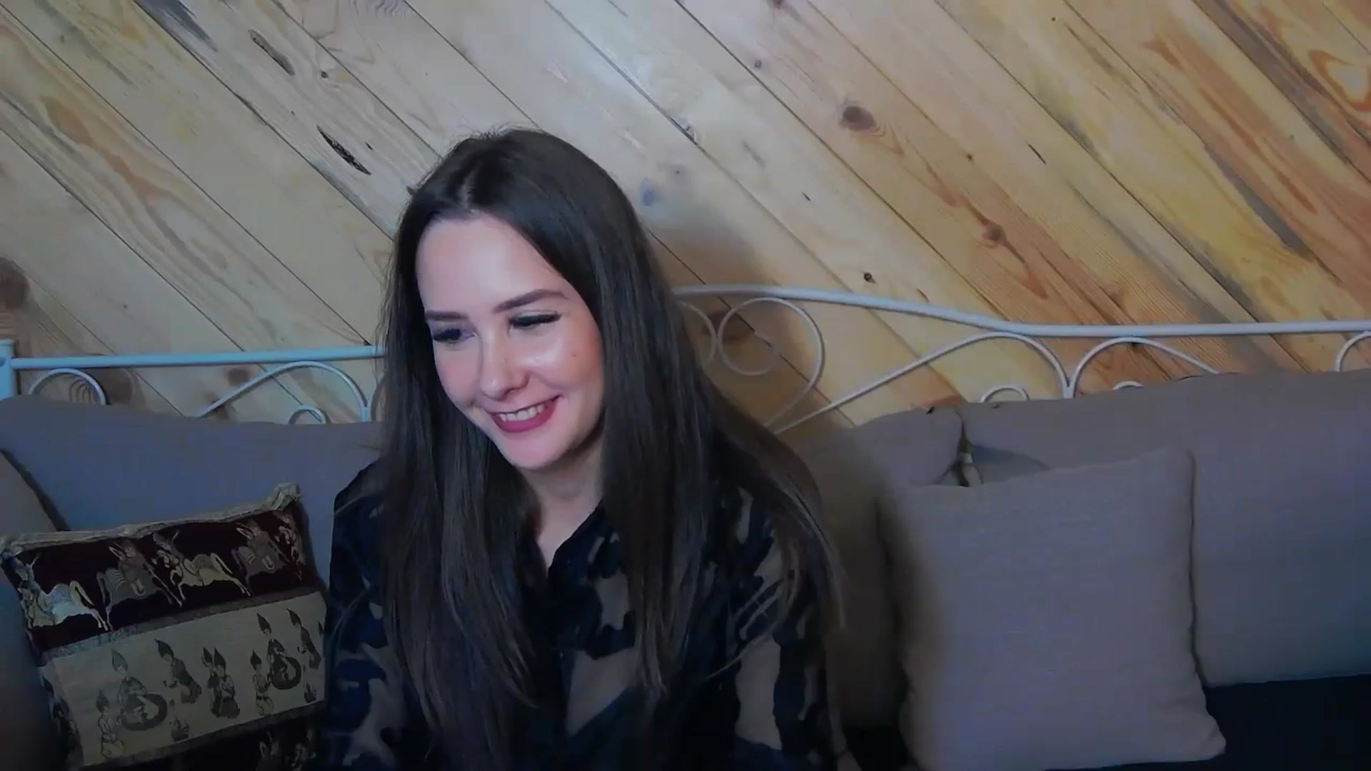 Gallery image thumbnail from Radiance's myfreecams stream on, 11/07/2023, 20:25 image 12 of 20