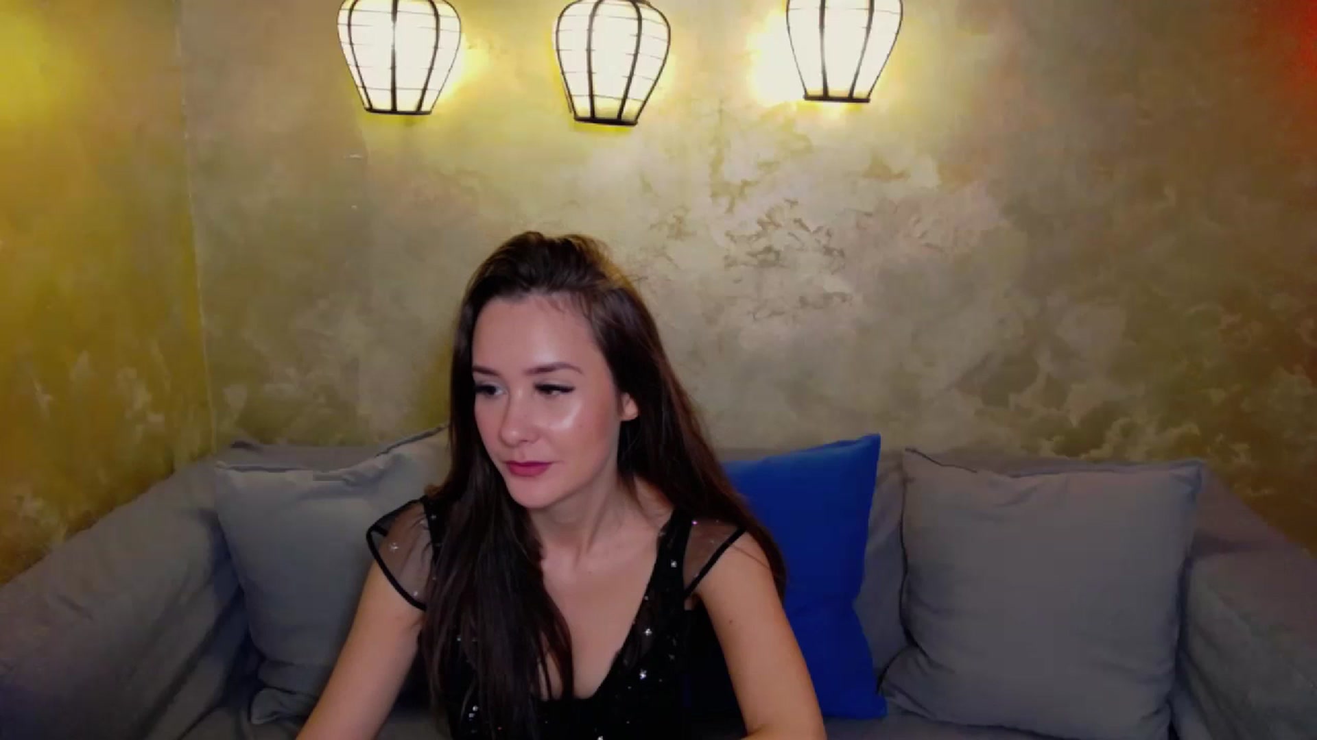 Gallery image thumbnail from Radiance's myfreecams stream on, 11/08/2023, 15:50 image 1 of 20