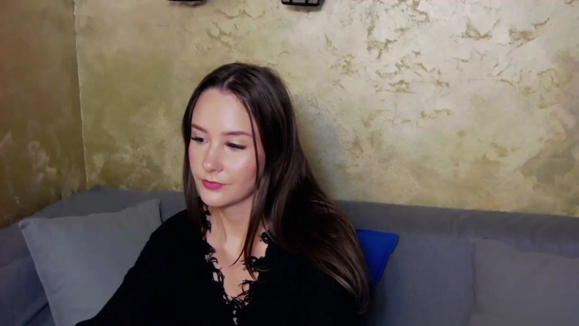 Gallery image thumbnail from Radiance's myfreecams stream on, 11/13/2023, 15:37 image 13 of 20