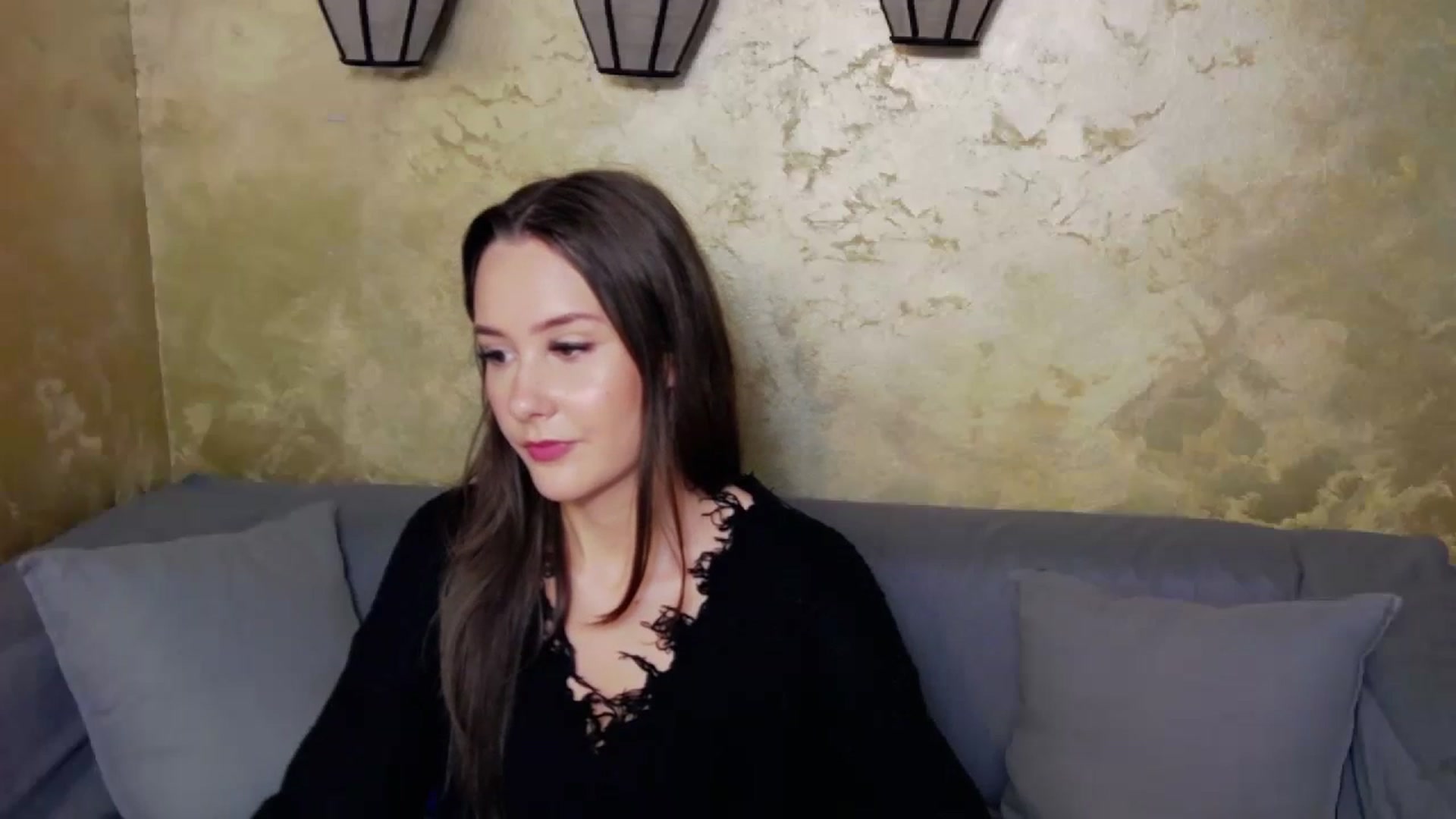 Gallery image thumbnail from Radiance's myfreecams stream on, 11/13/2023, 15:37 image 16 of 20