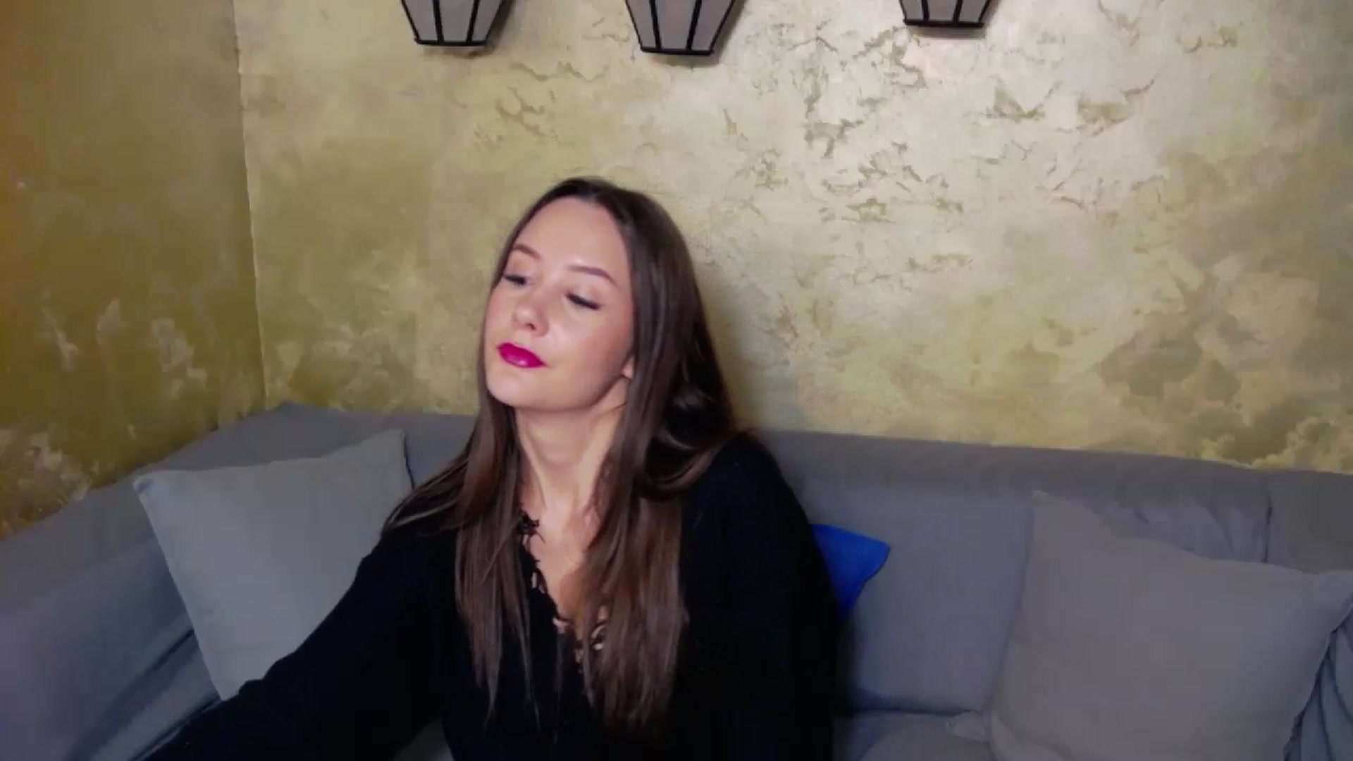 Gallery image thumbnail from Radiance's myfreecams stream on, 11/13/2023, 18:07 image 13 of 20