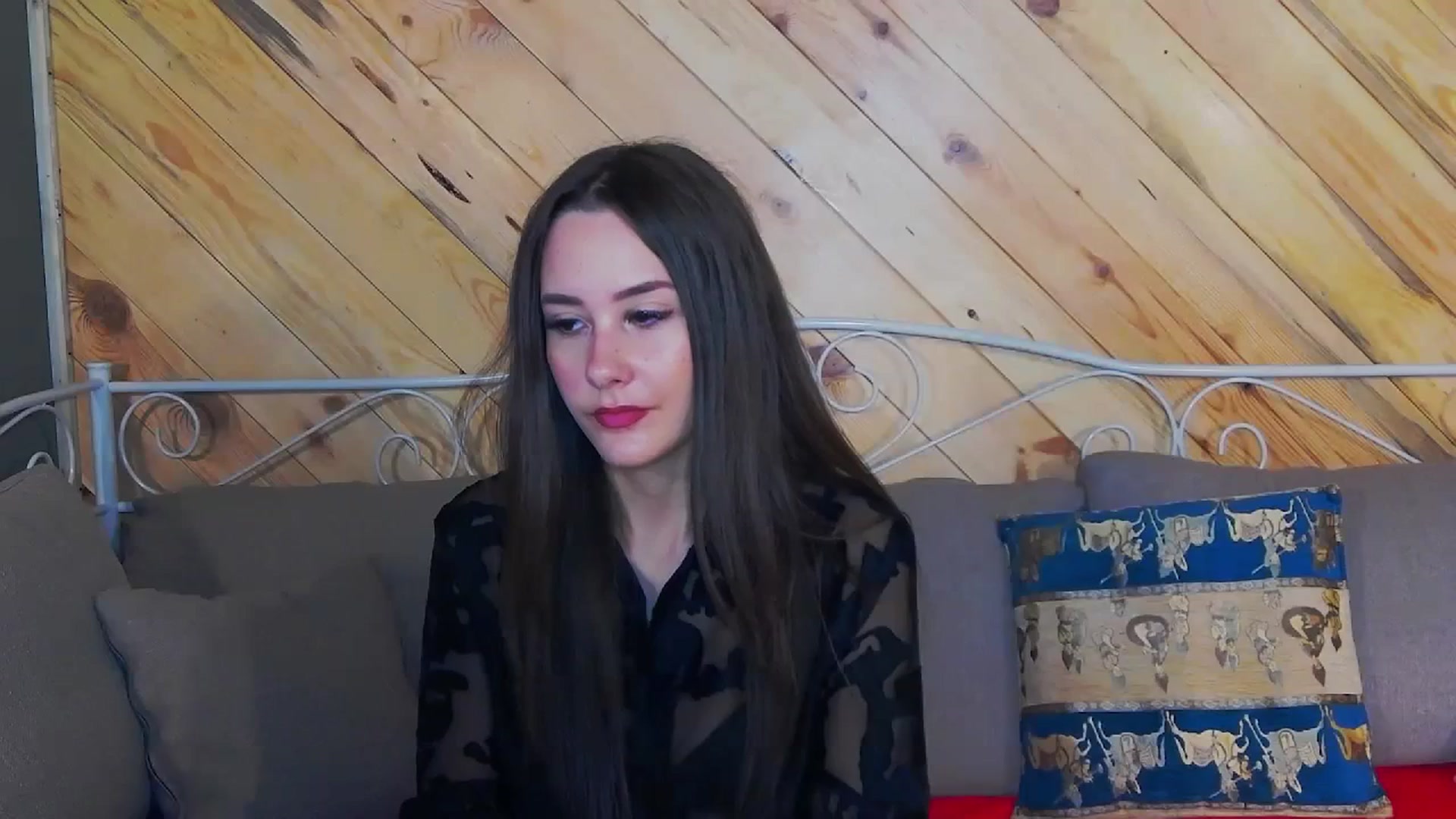 Gallery image thumbnail from Radiance's myfreecams stream on, 11/14/2023, 15:09 image 3 of 20