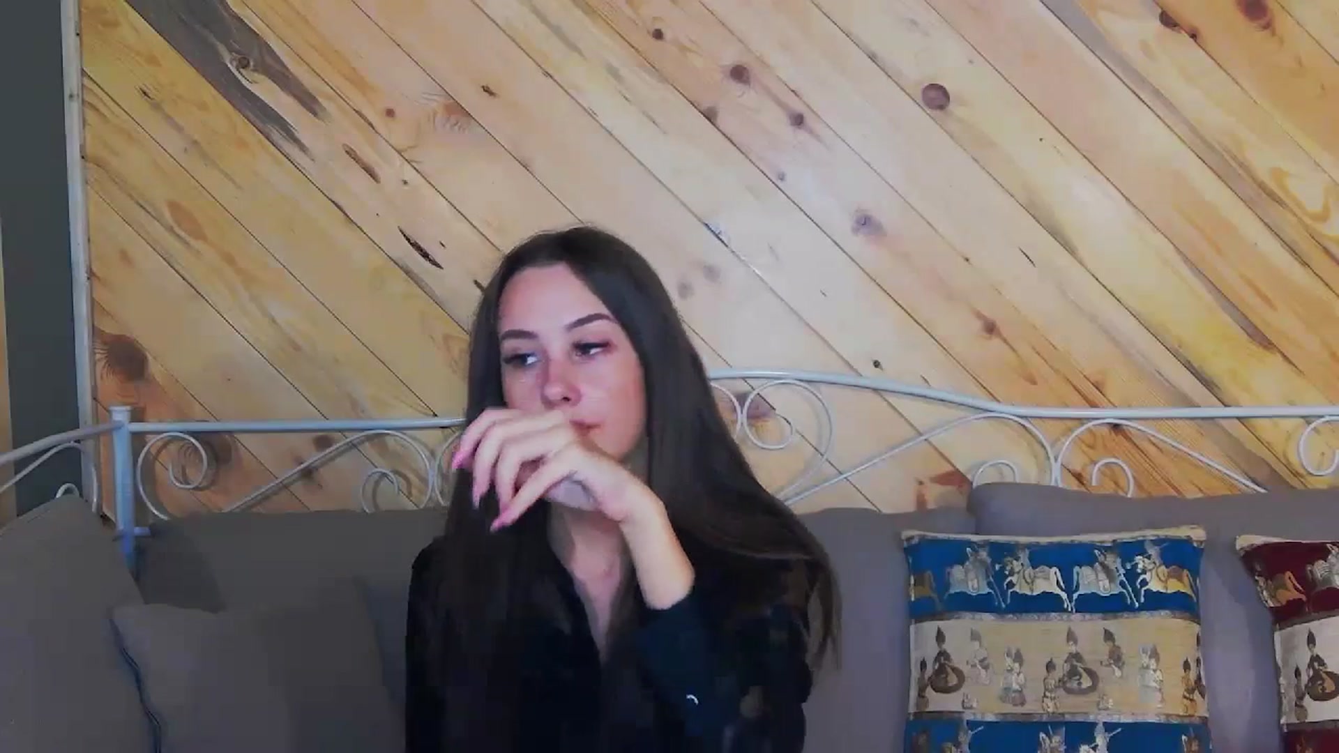 Gallery image thumbnail from Radiance's myfreecams stream on, 11/14/2023, 19:18 image 13 of 20