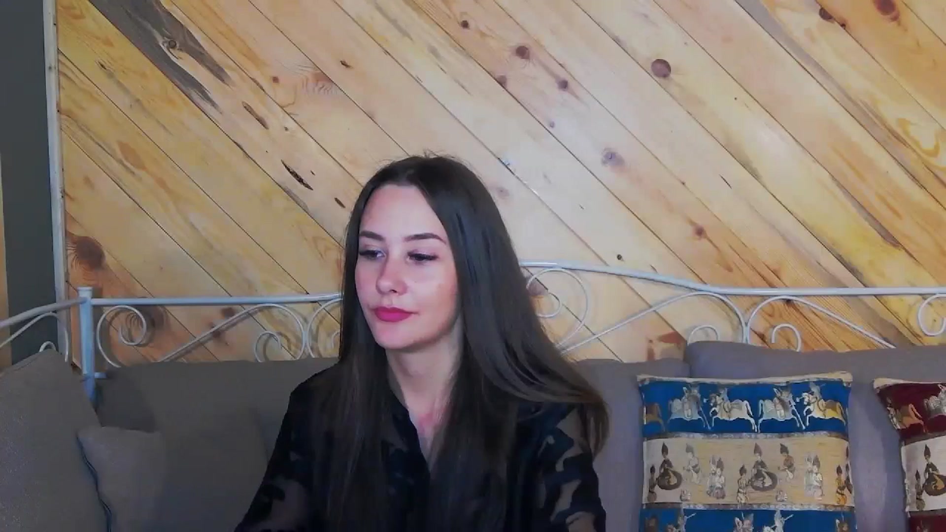 Gallery image thumbnail from Radiance's myfreecams stream on, 11/14/2023, 19:18 image 6 of 20