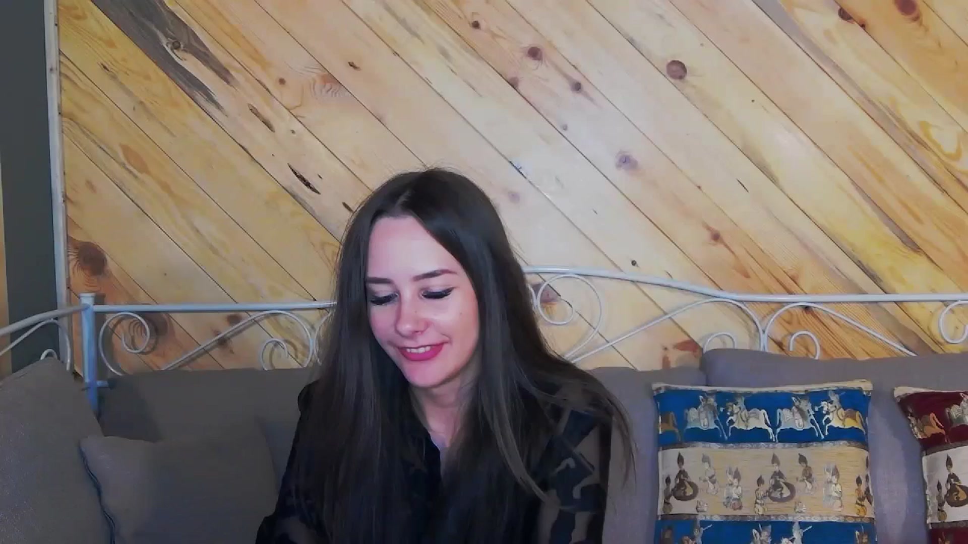 Gallery image thumbnail from Radiance's myfreecams stream on, 11/14/2023, 19:18 image 19 of 20