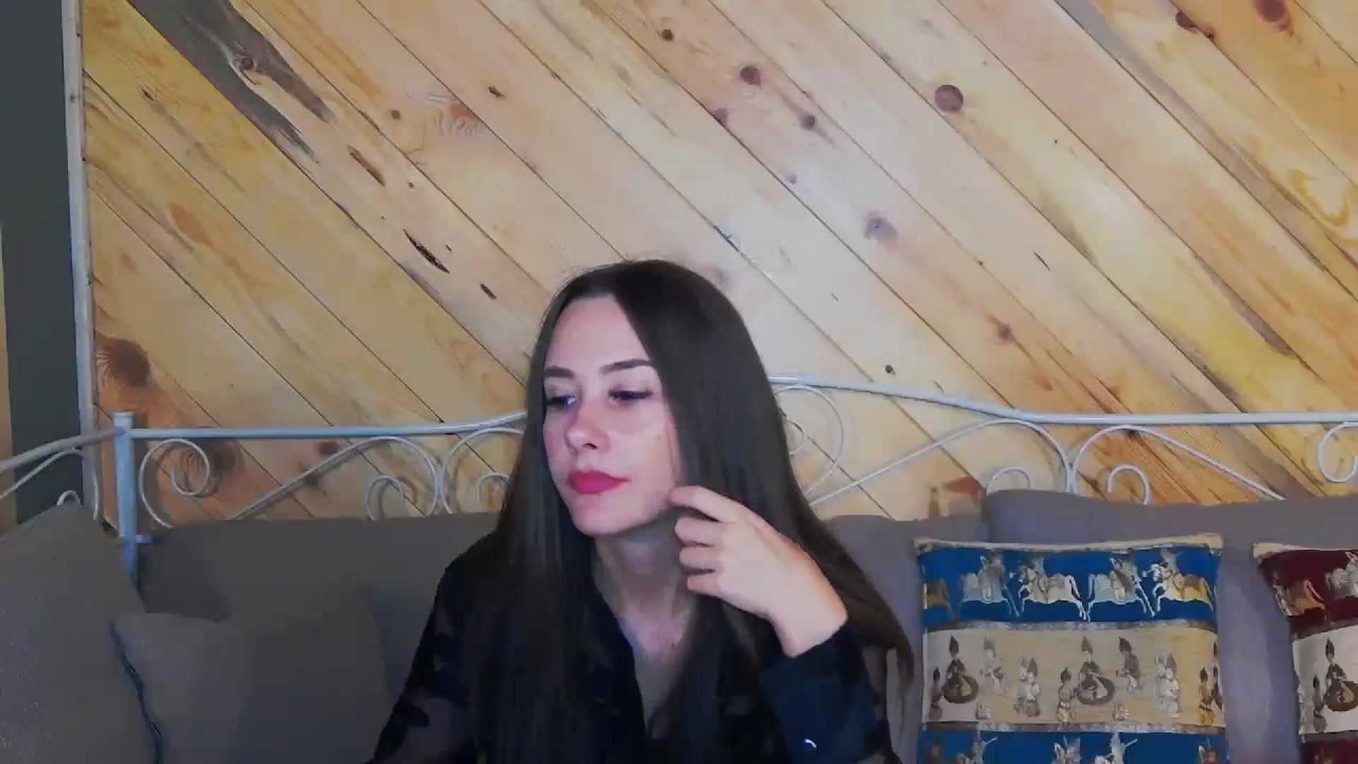 Gallery image thumbnail from Radiance's myfreecams stream on, 11/14/2023, 19:18 image 11 of 20