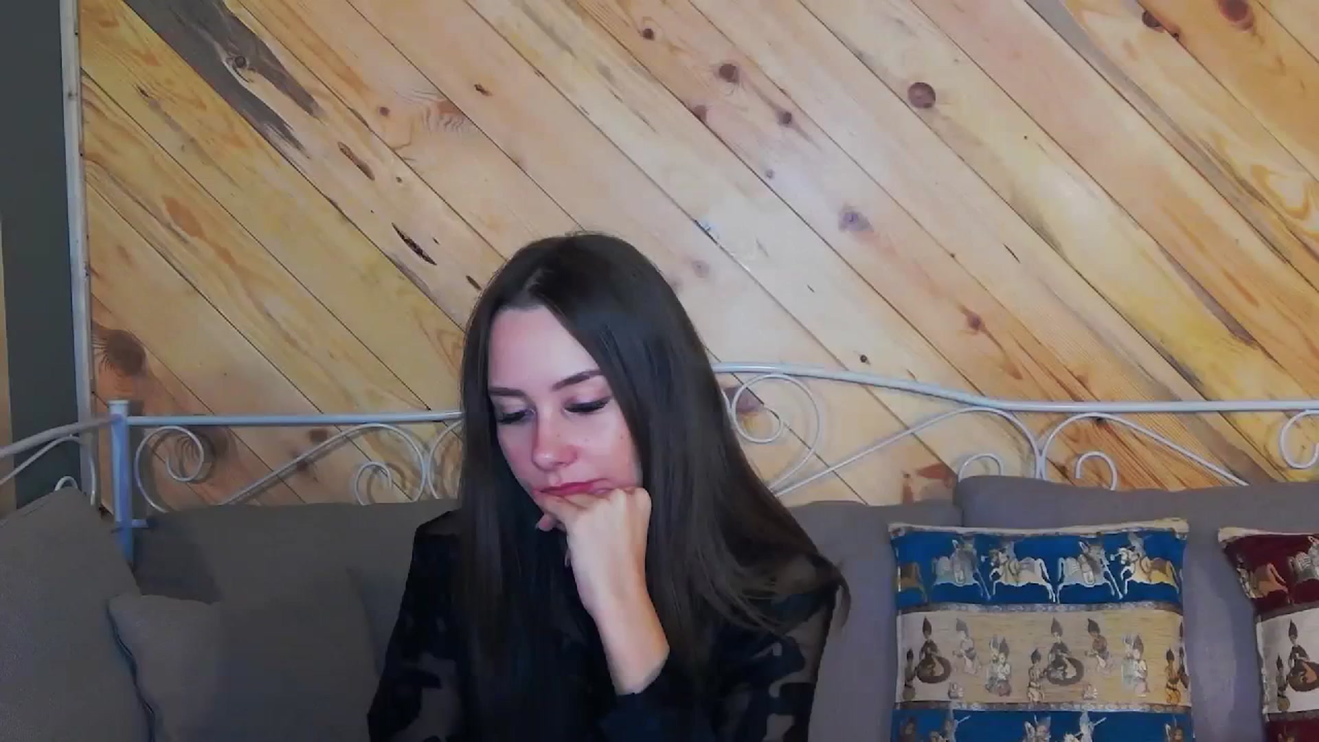 Gallery image thumbnail from Radiance's myfreecams stream on, 11/14/2023, 19:18 image 3 of 20
