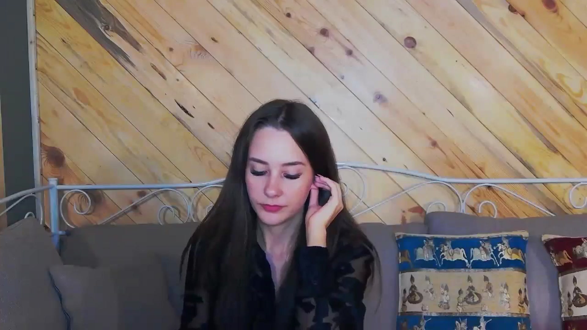 Gallery image thumbnail from Radiance's myfreecams stream on, 11/14/2023, 19:18 image 12 of 20