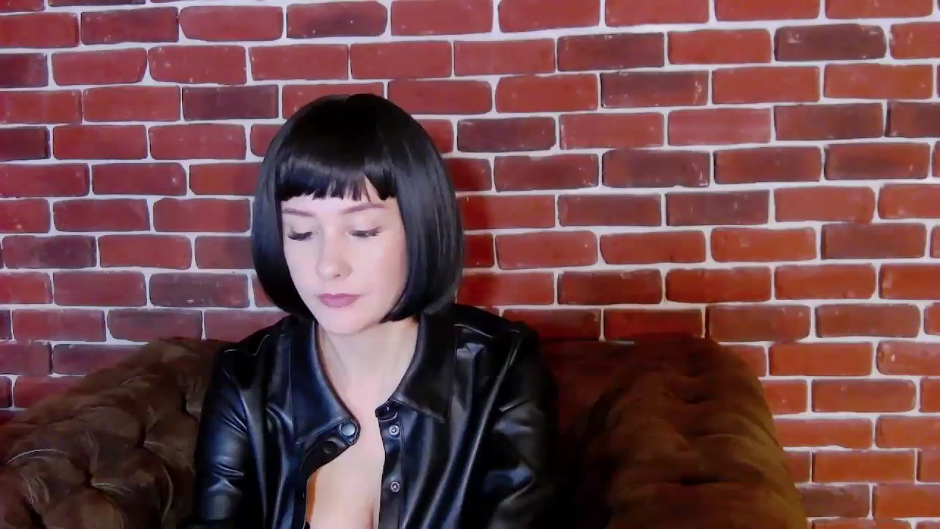 Gallery image thumbnail from Radiance's myfreecams stream on, 11/16/2023, 20:45 image 5 of 20