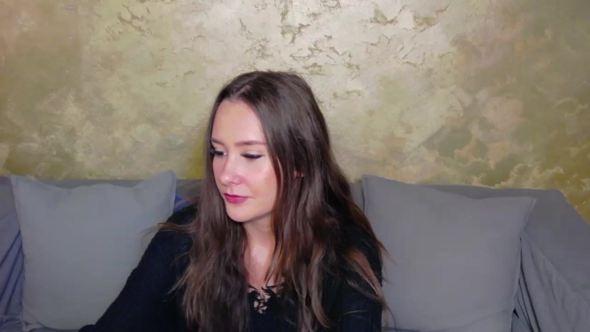 Gallery image thumbnail from Radiance's myfreecams stream on, 11/21/2023, 13:53 image 19 of 20