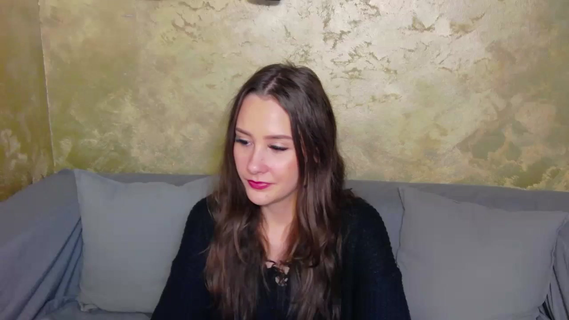 Gallery image thumbnail from Radiance's myfreecams stream on, 11/21/2023, 18:06 image 7 of 20