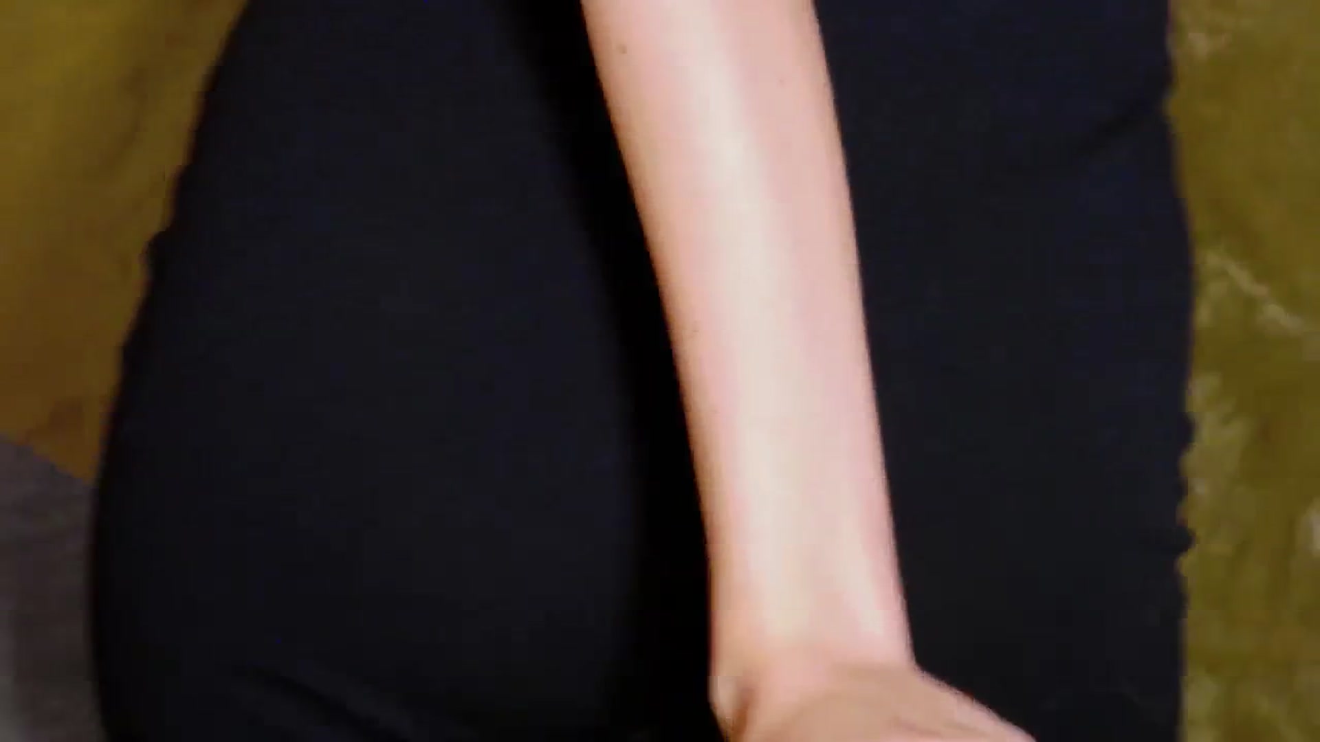 Gallery image thumbnail from Radiance's myfreecams stream on, 11/23/2023, 17:27 image 18 of 20