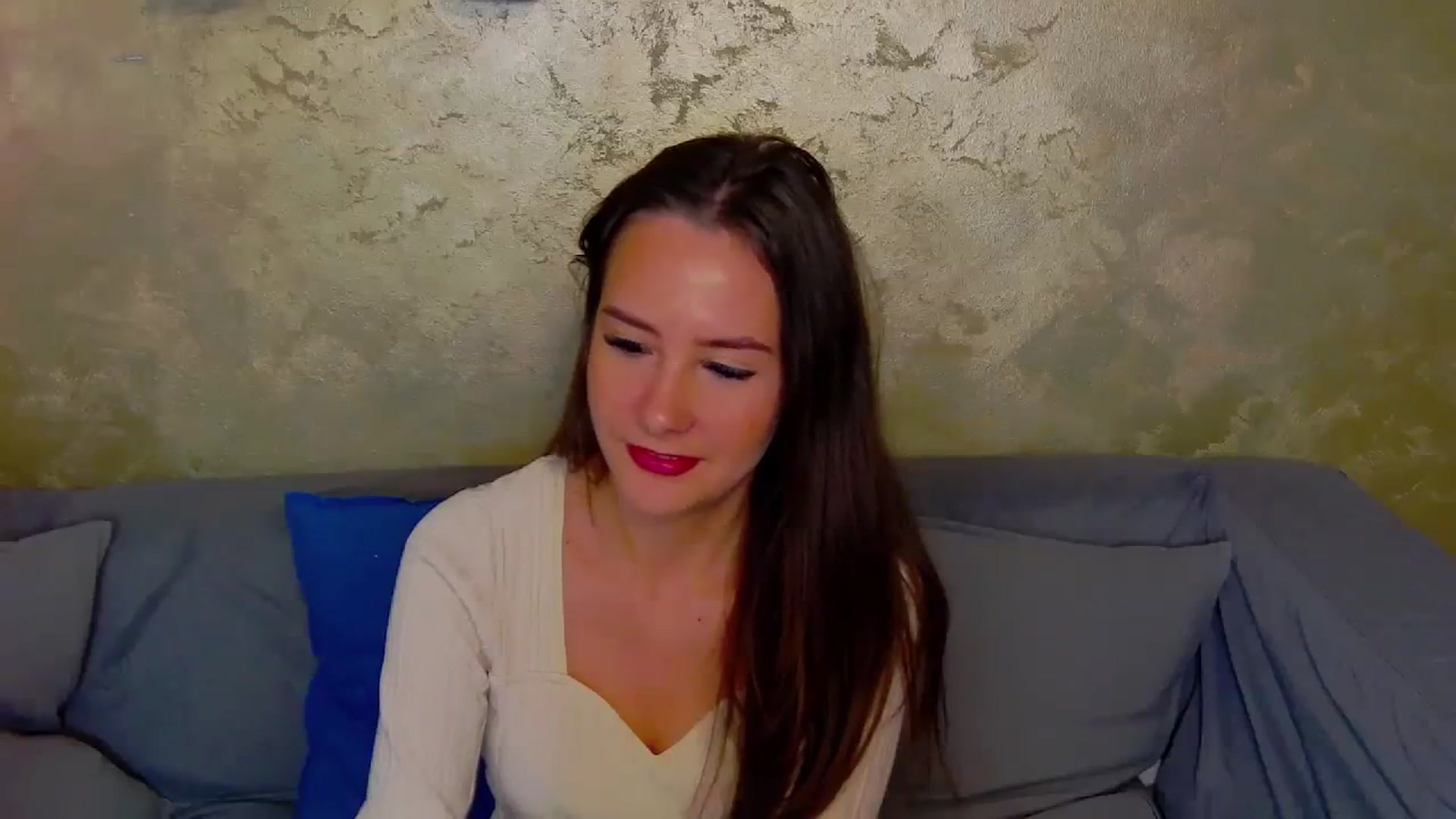 Gallery image thumbnail from Radiance's myfreecams stream on, 11/26/2023, 16:06 image 3 of 20