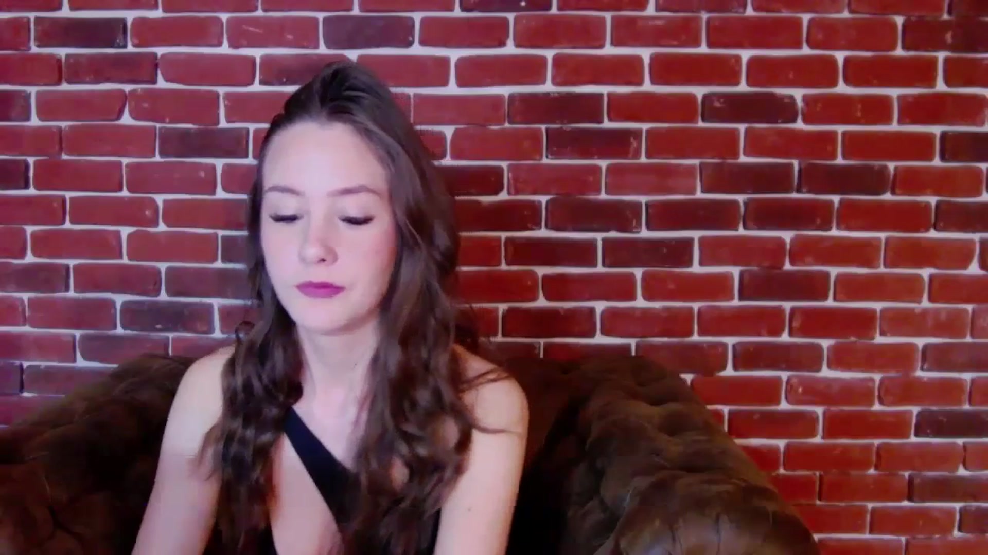 Gallery image thumbnail from Radiance's myfreecams stream on, 11/30/2023, 17:48 image 7 of 20