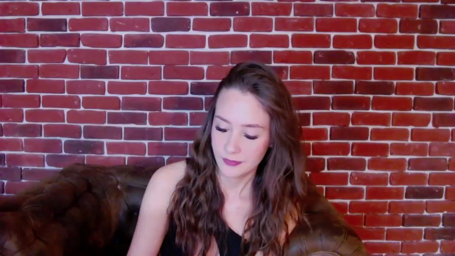 Gallery image thumbnail from Radiance's myfreecams stream on, 11/30/2023, 17:48 image 16 of 20