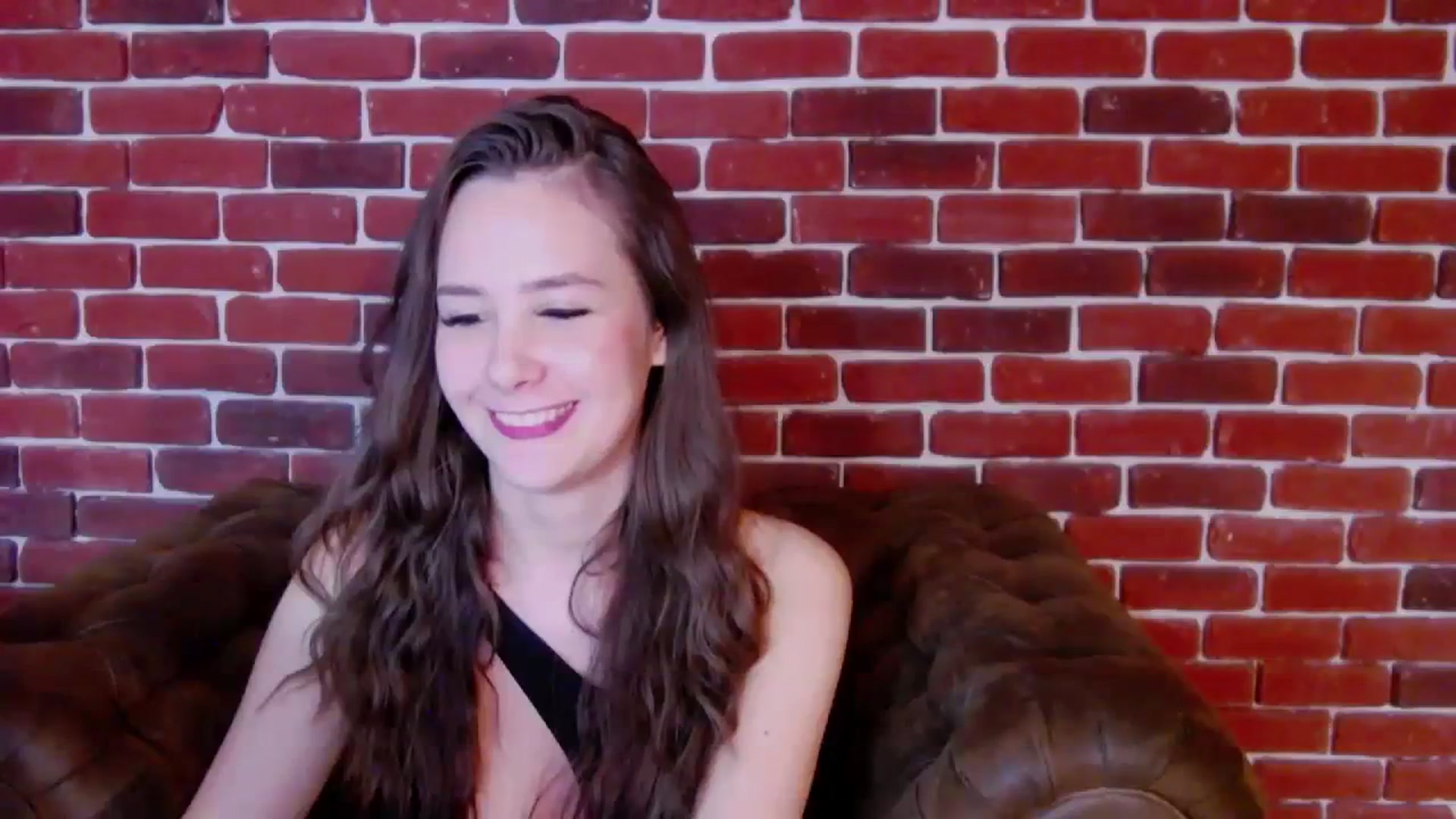 Gallery image thumbnail from Radiance's myfreecams stream on, 11/30/2023, 22:39 image 10 of 20