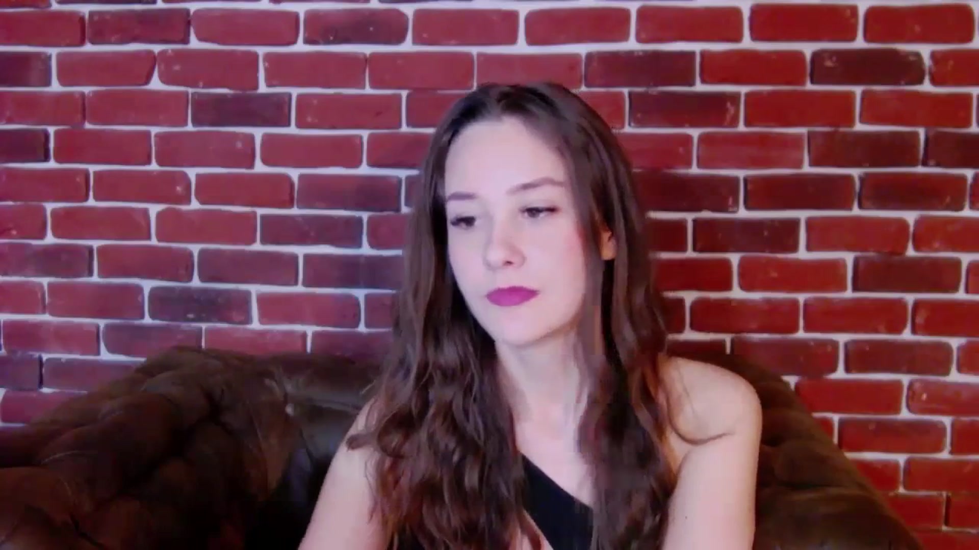 Gallery image thumbnail from Radiance's myfreecams stream on, 11/30/2023, 22:39 image 15 of 20