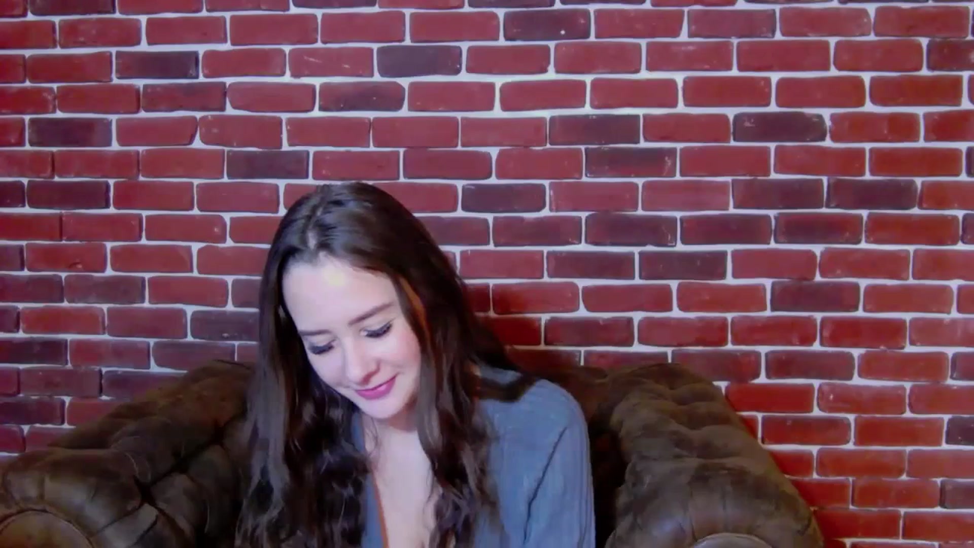 Gallery image thumbnail from Radiance's myfreecams stream on, 12/01/2023, 19:38 image 19 of 20